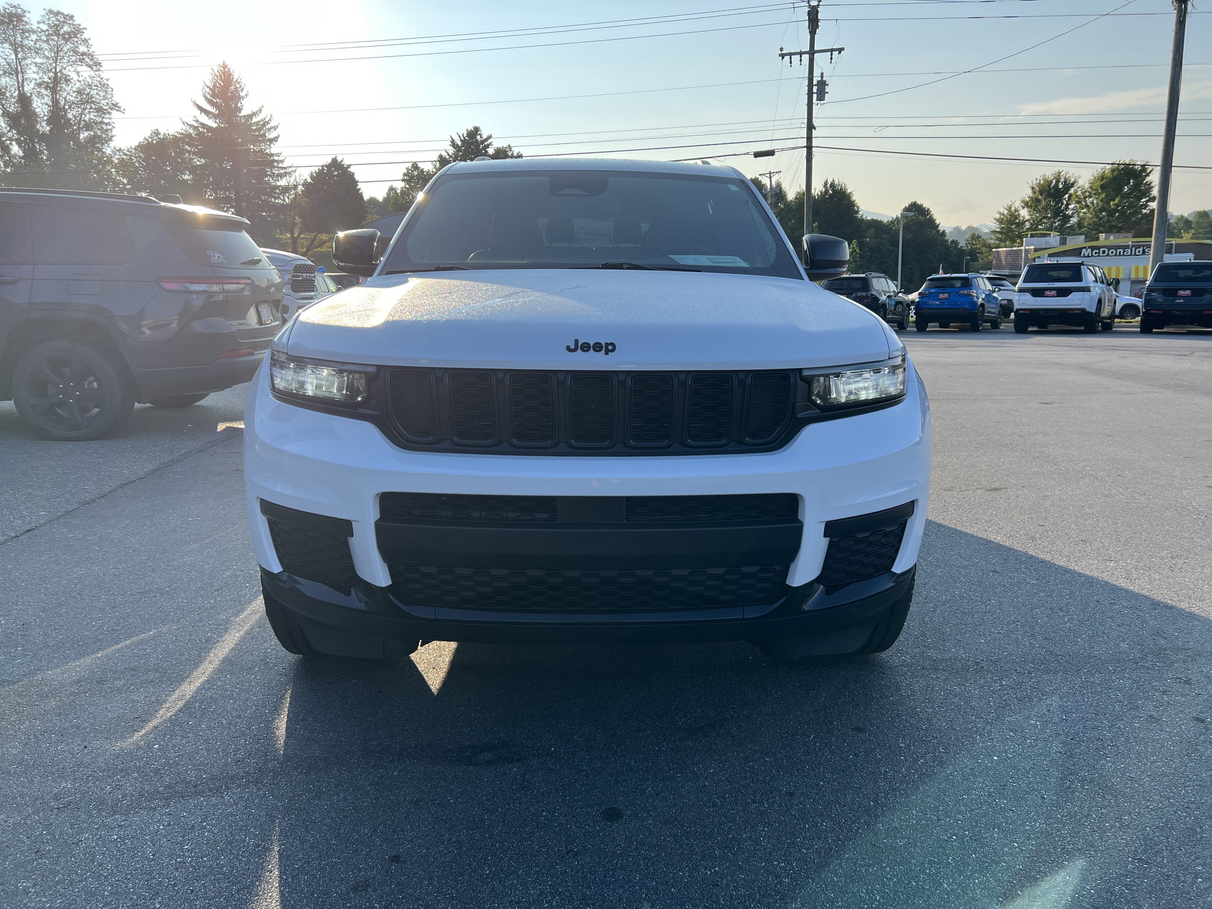 2022 Jeep Grand Cherokee L Altitude