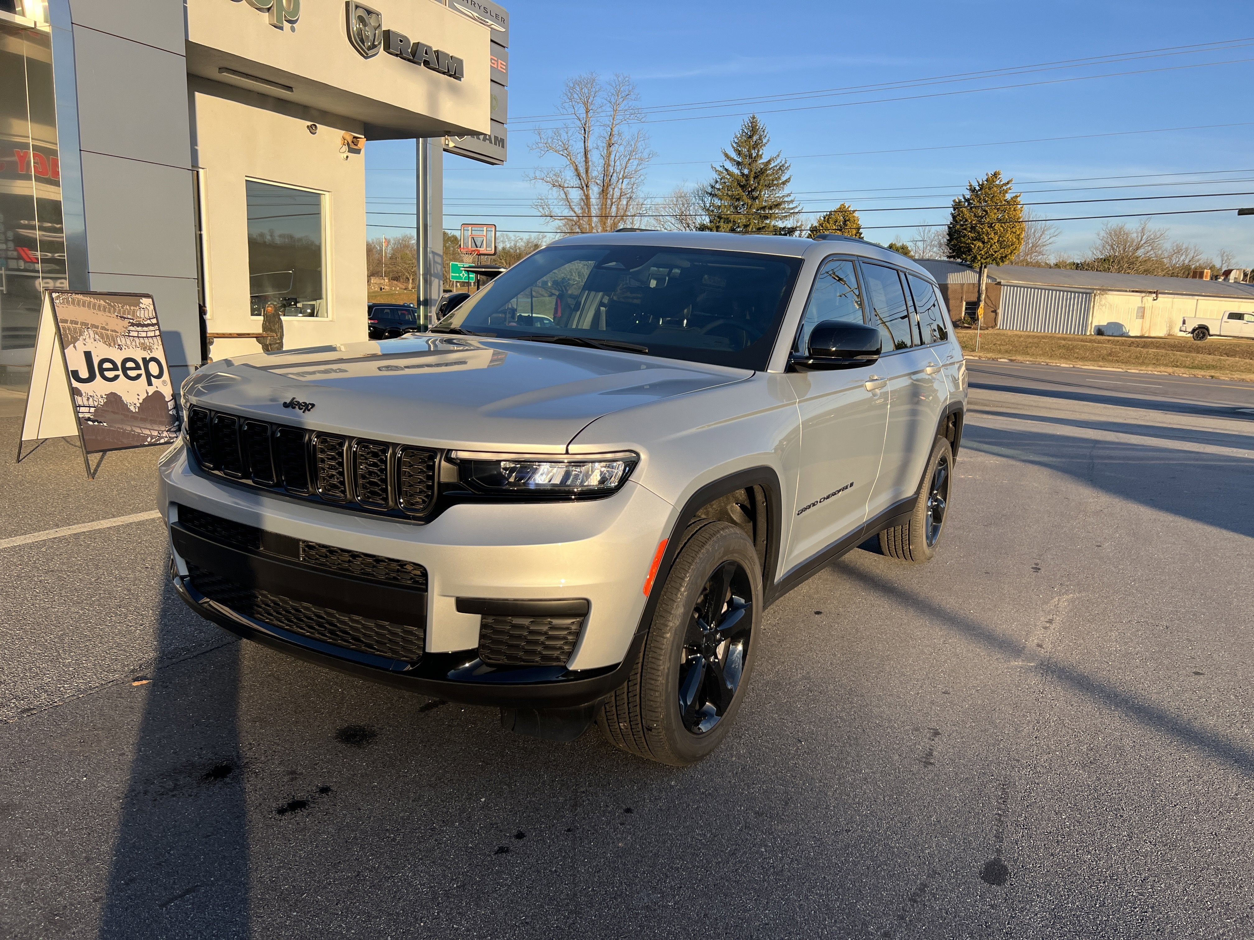 2025 Jeep Grand Cherokee L Altitude X