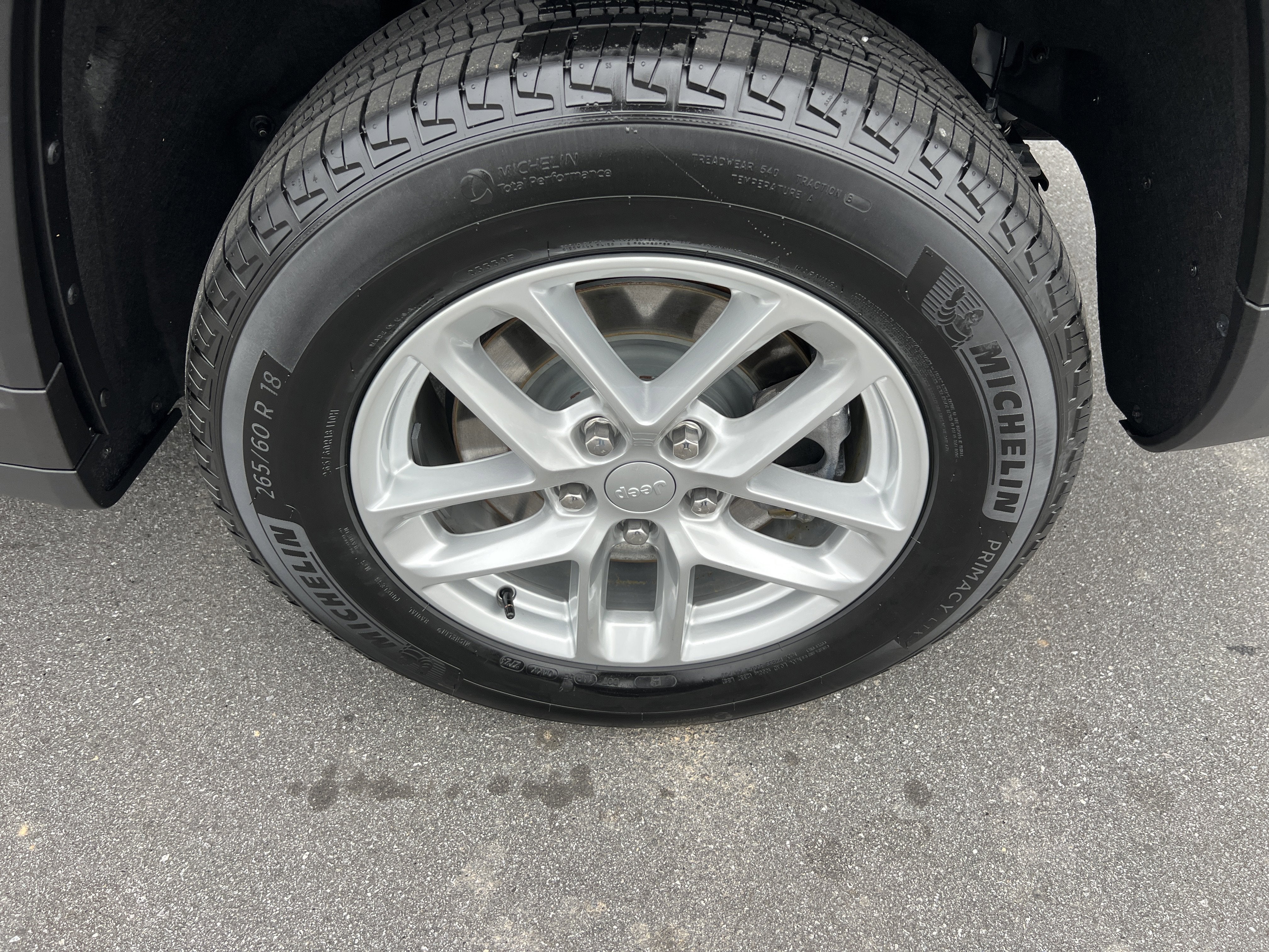 2024 Jeep Grand Cherokee L Laredo