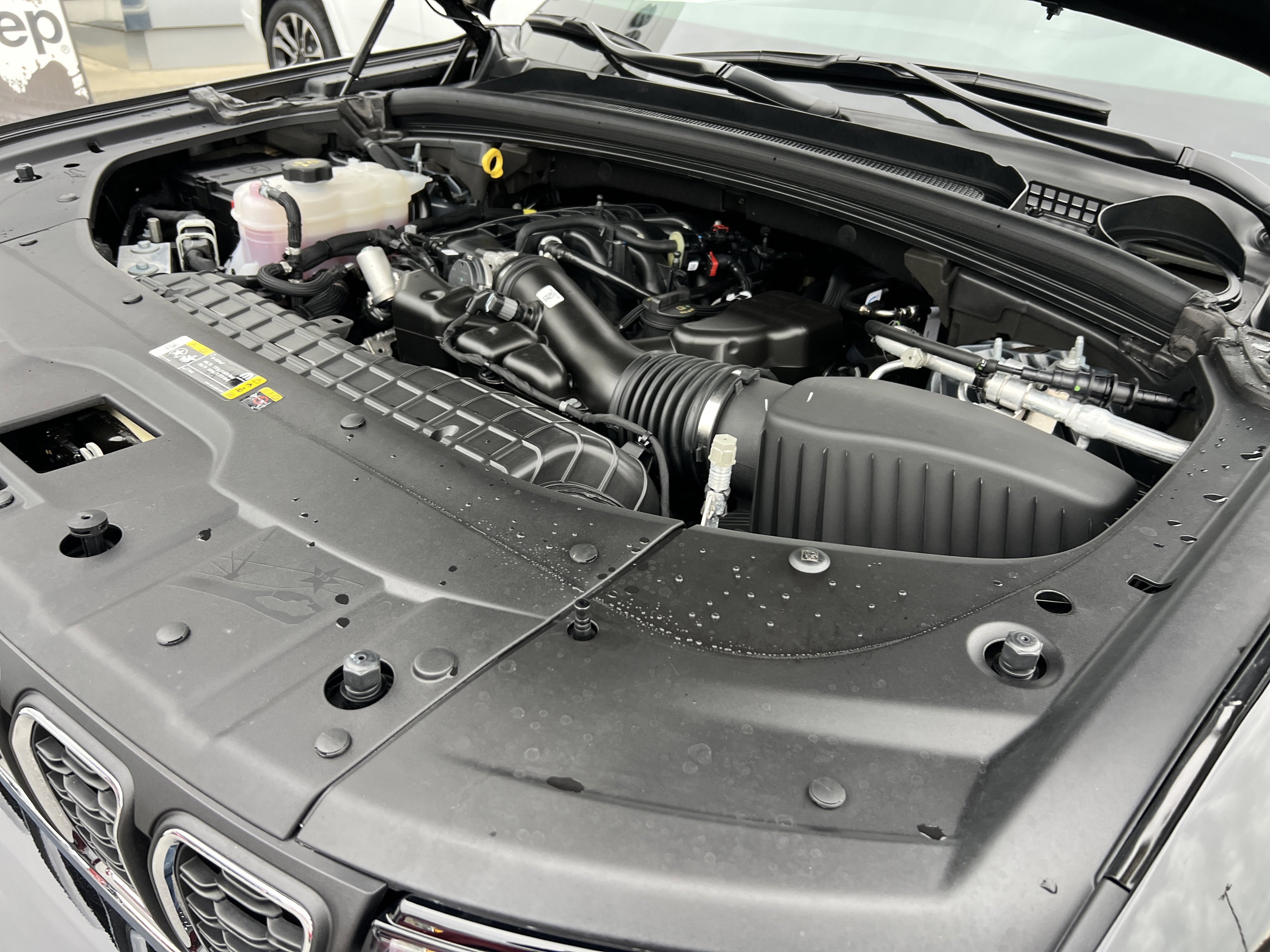 2024 Jeep Grand Cherokee L Laredo