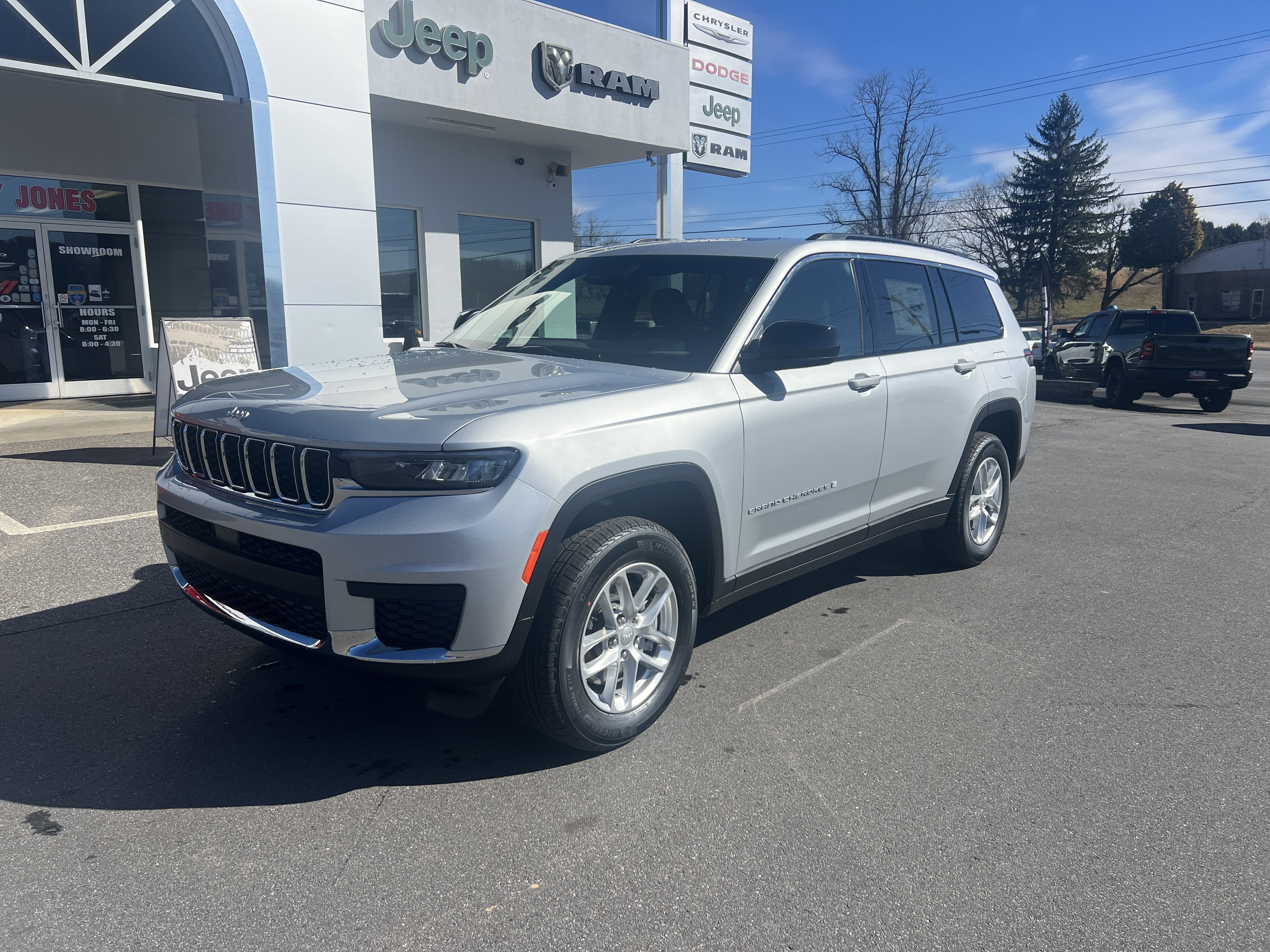 2026 Jeep Grand Cherokee L Laredo X