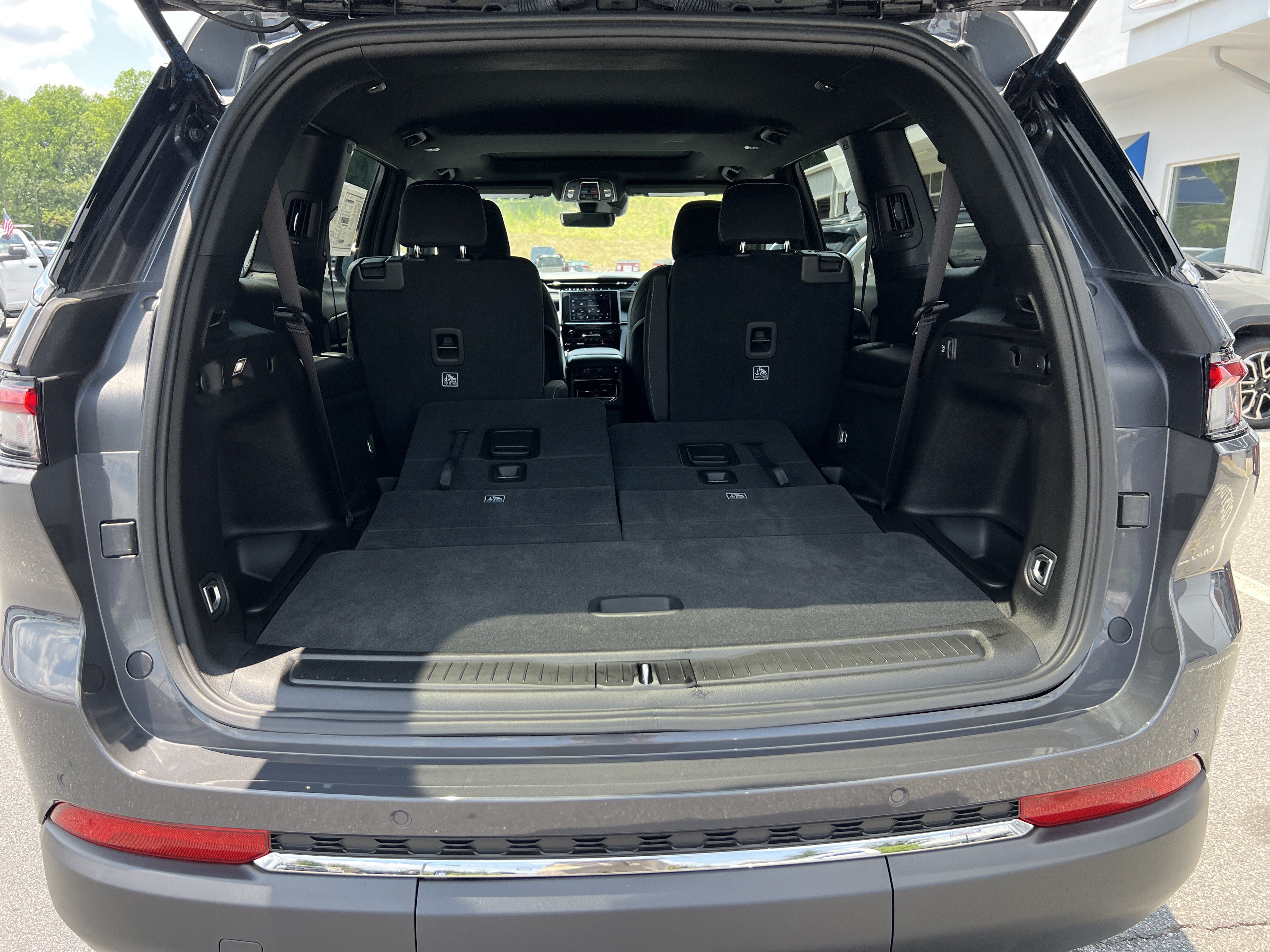 2025 Jeep Grand Cherokee L Laredo X
