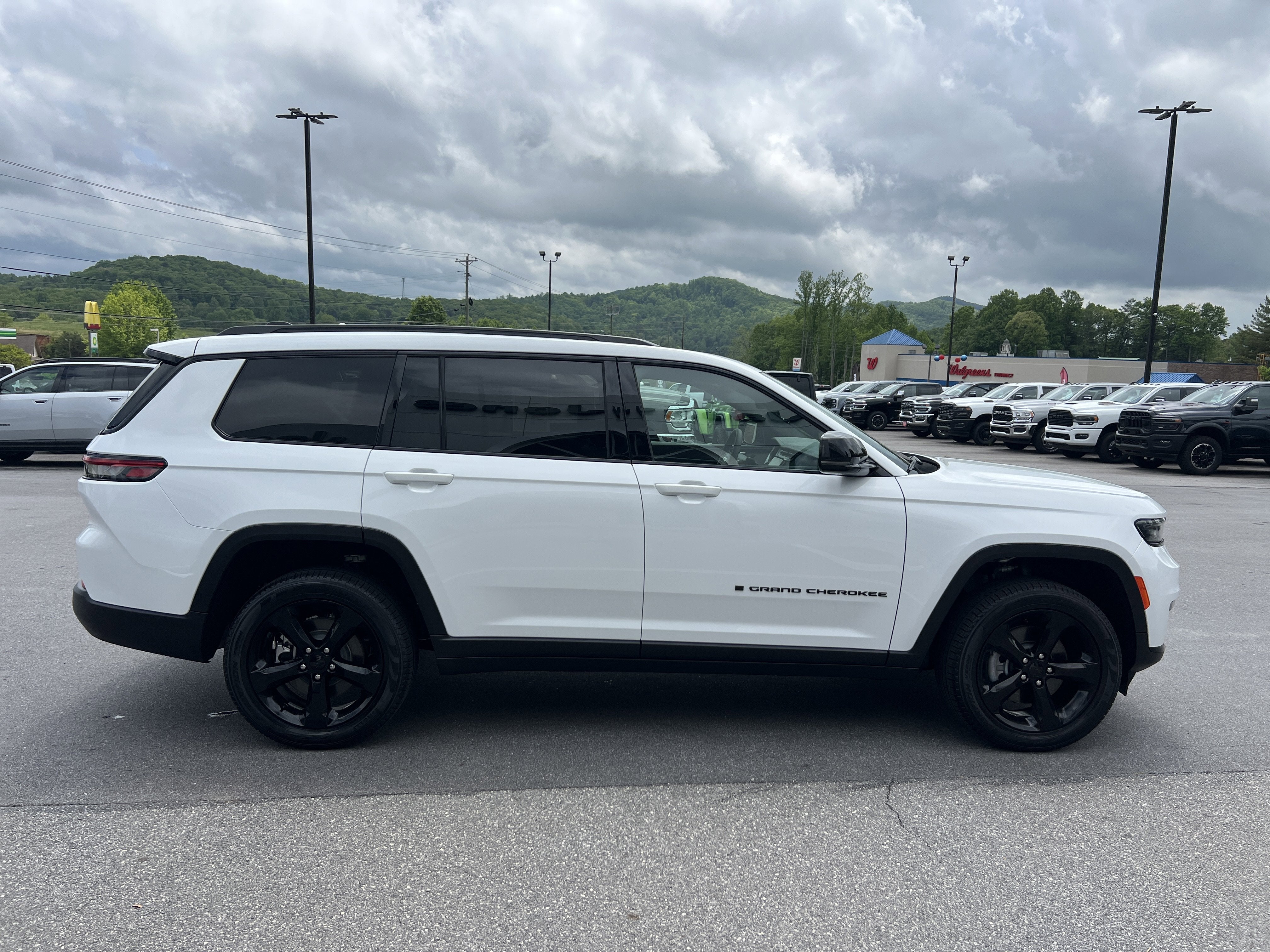 2024 Jeep Grand Cherokee L Limited