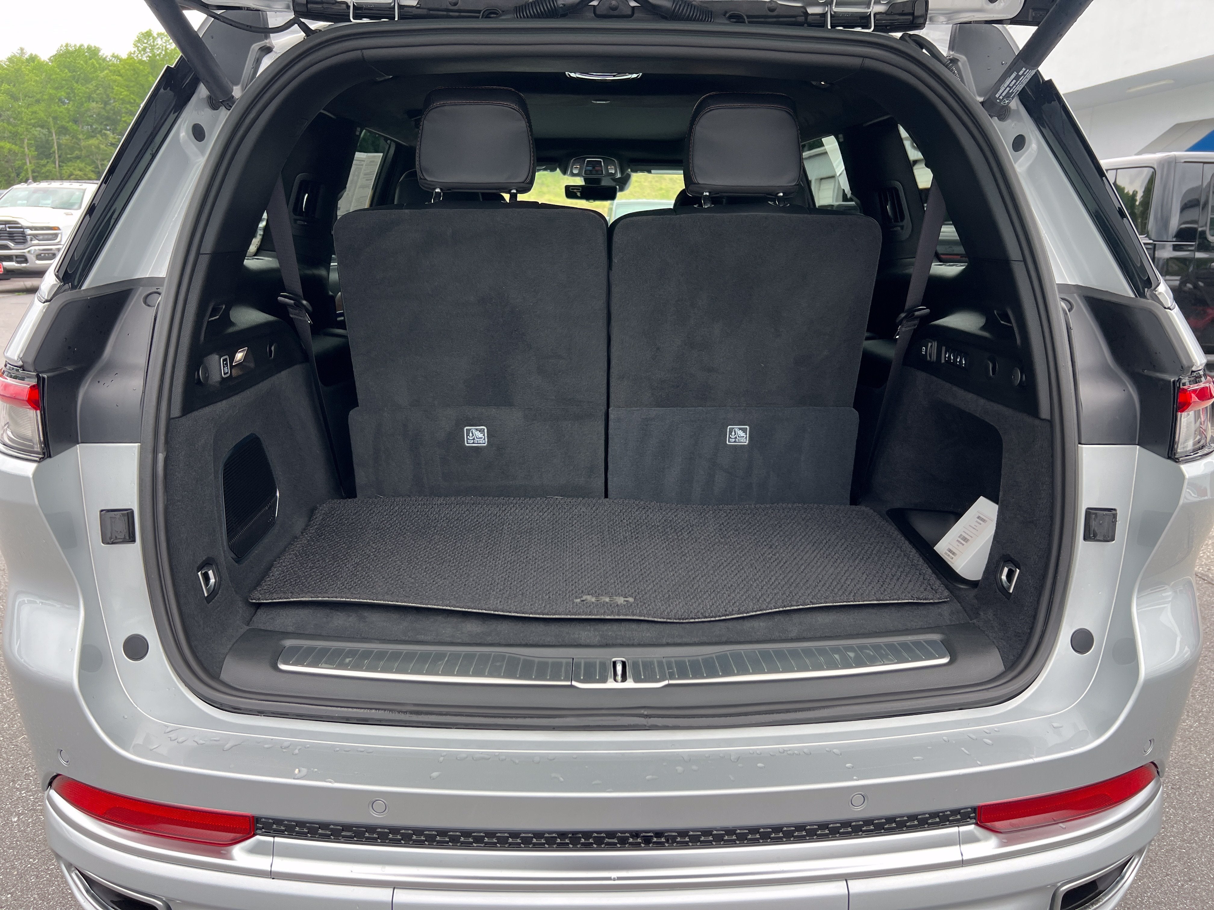 2025 Jeep Grand Cherokee L Summit Reserve