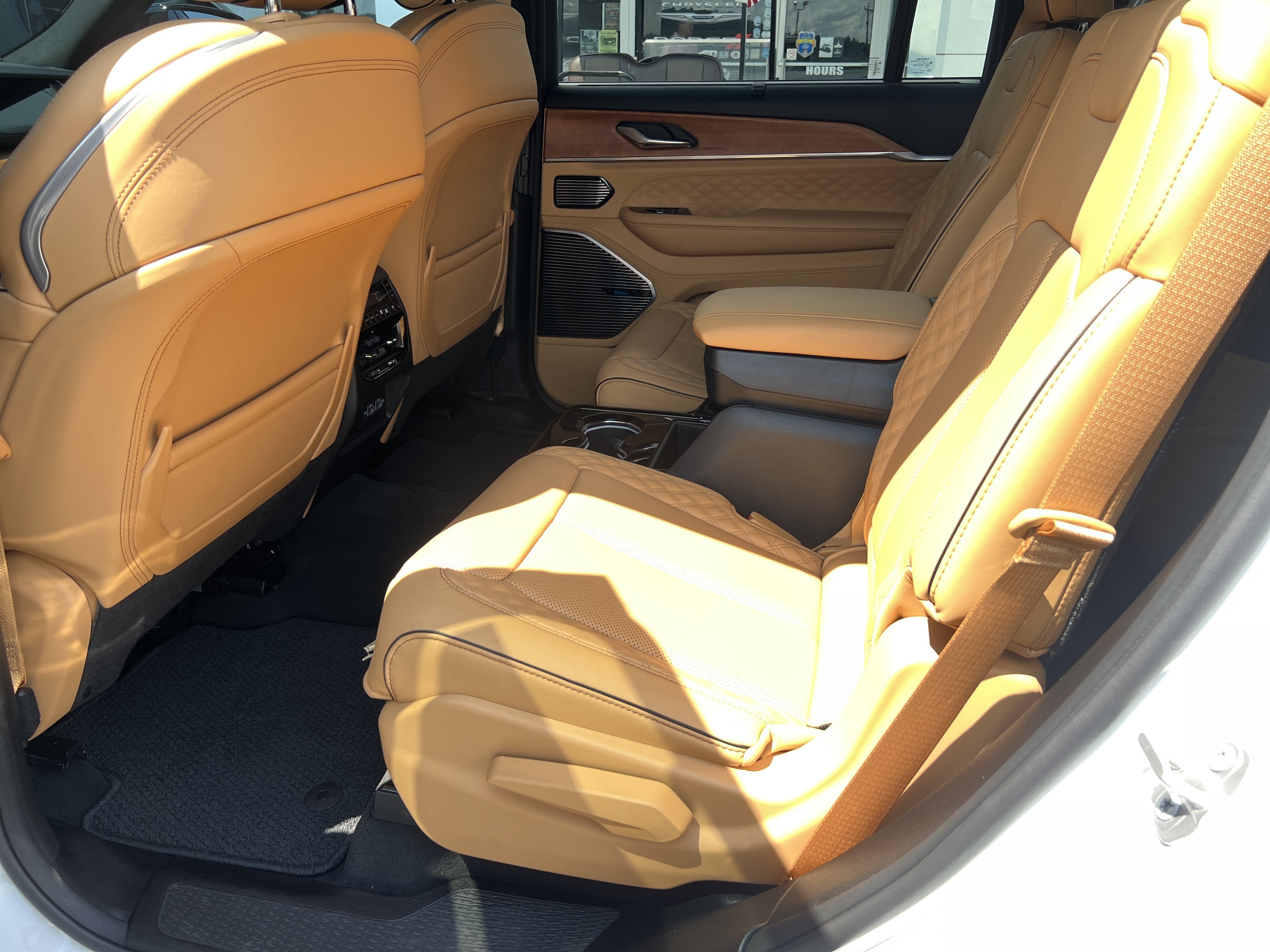 2024 Jeep Grand Cherokee L Summit Reserve