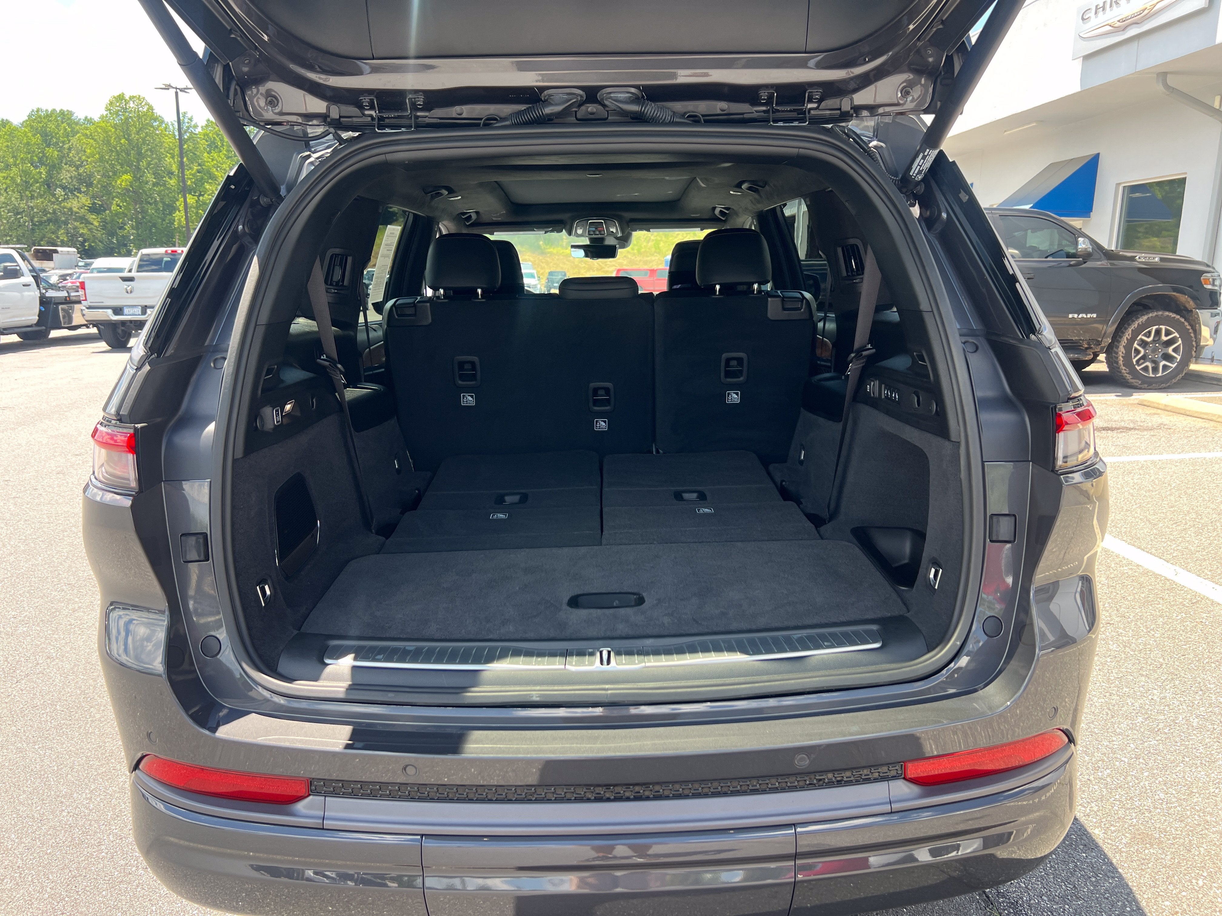 2026 Jeep Grand Cherokee L Summit