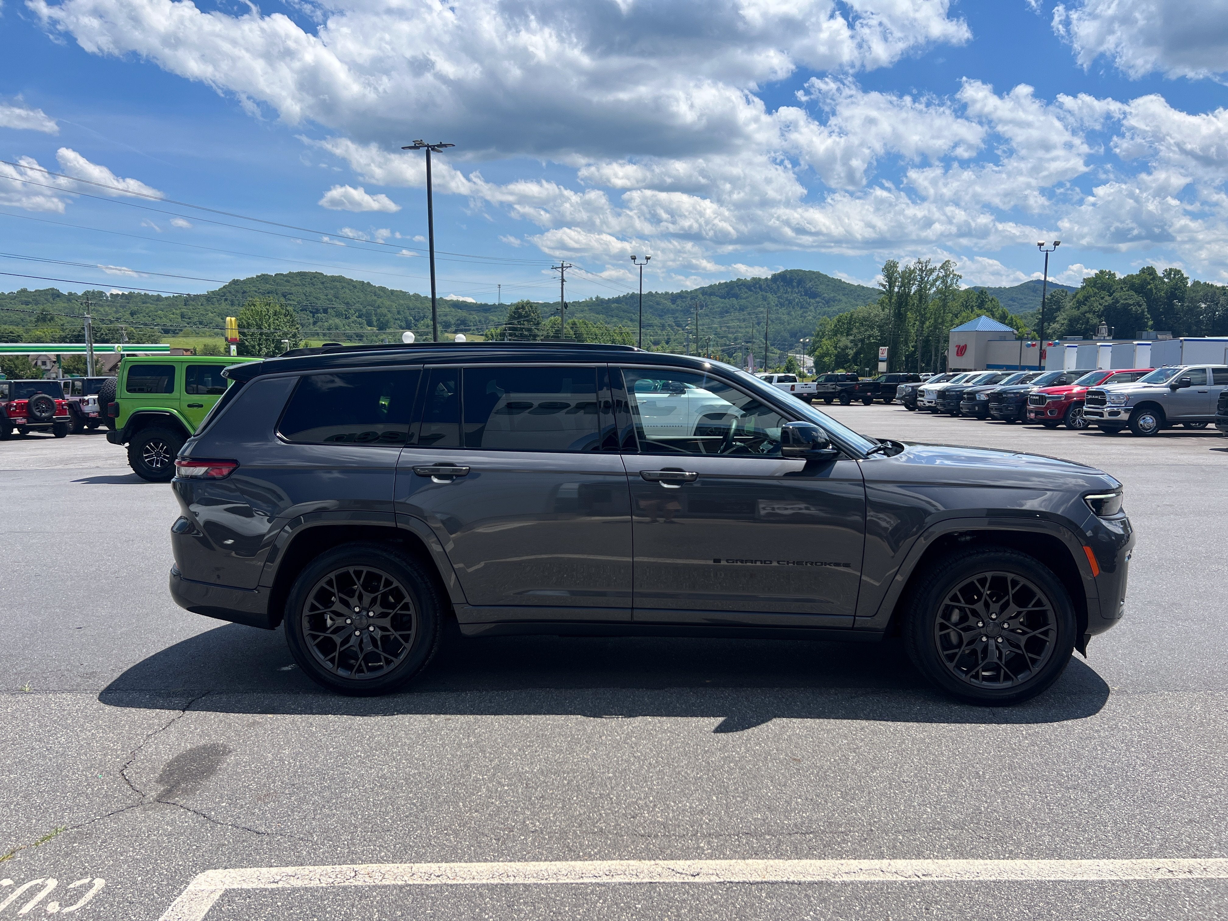 2026 Jeep Grand Cherokee L Summit