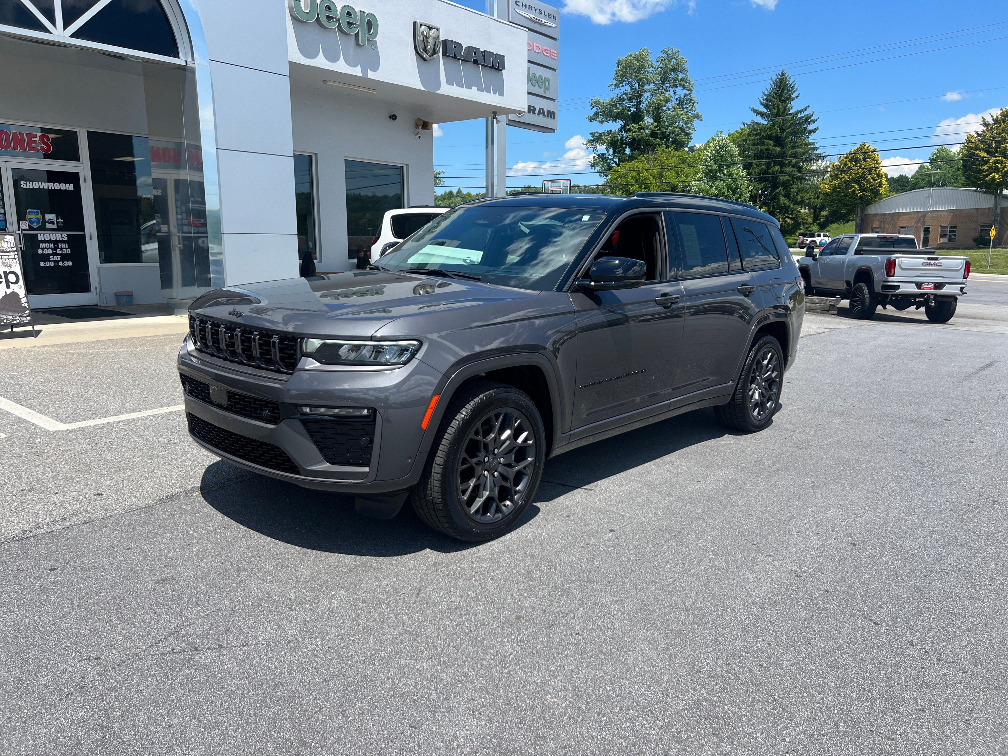 2026 Jeep Grand Cherokee L Summit