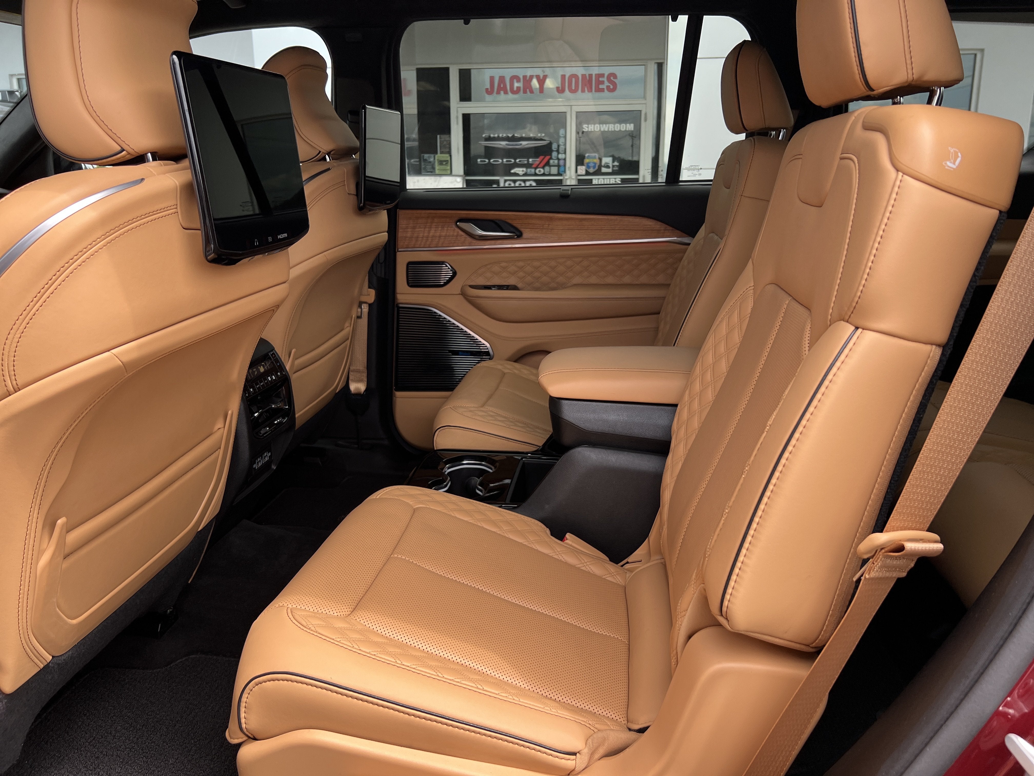 2024 Jeep Grand Cherokee L Summit Reserve