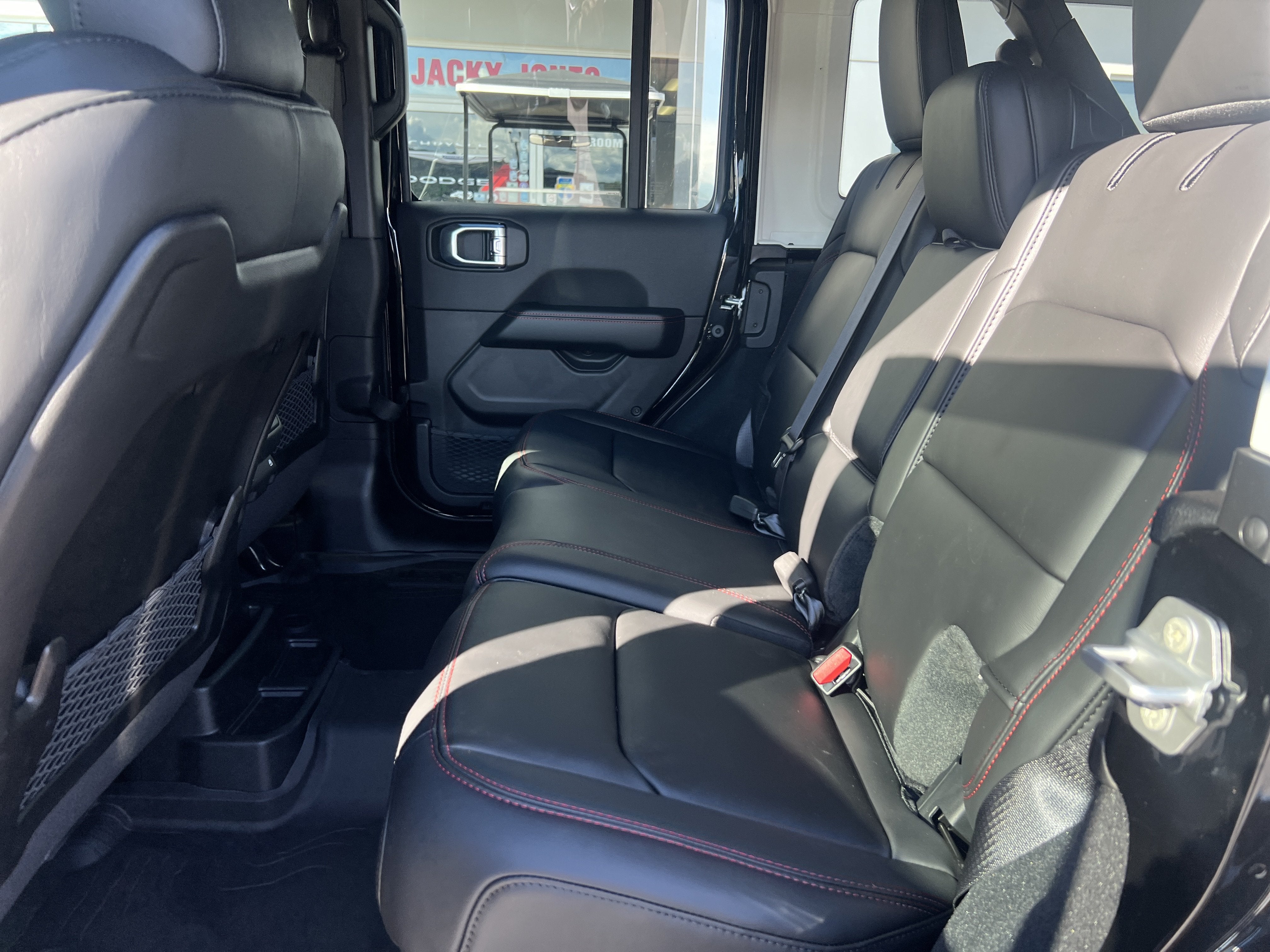 2027 Jeep Wrangler Rubicon