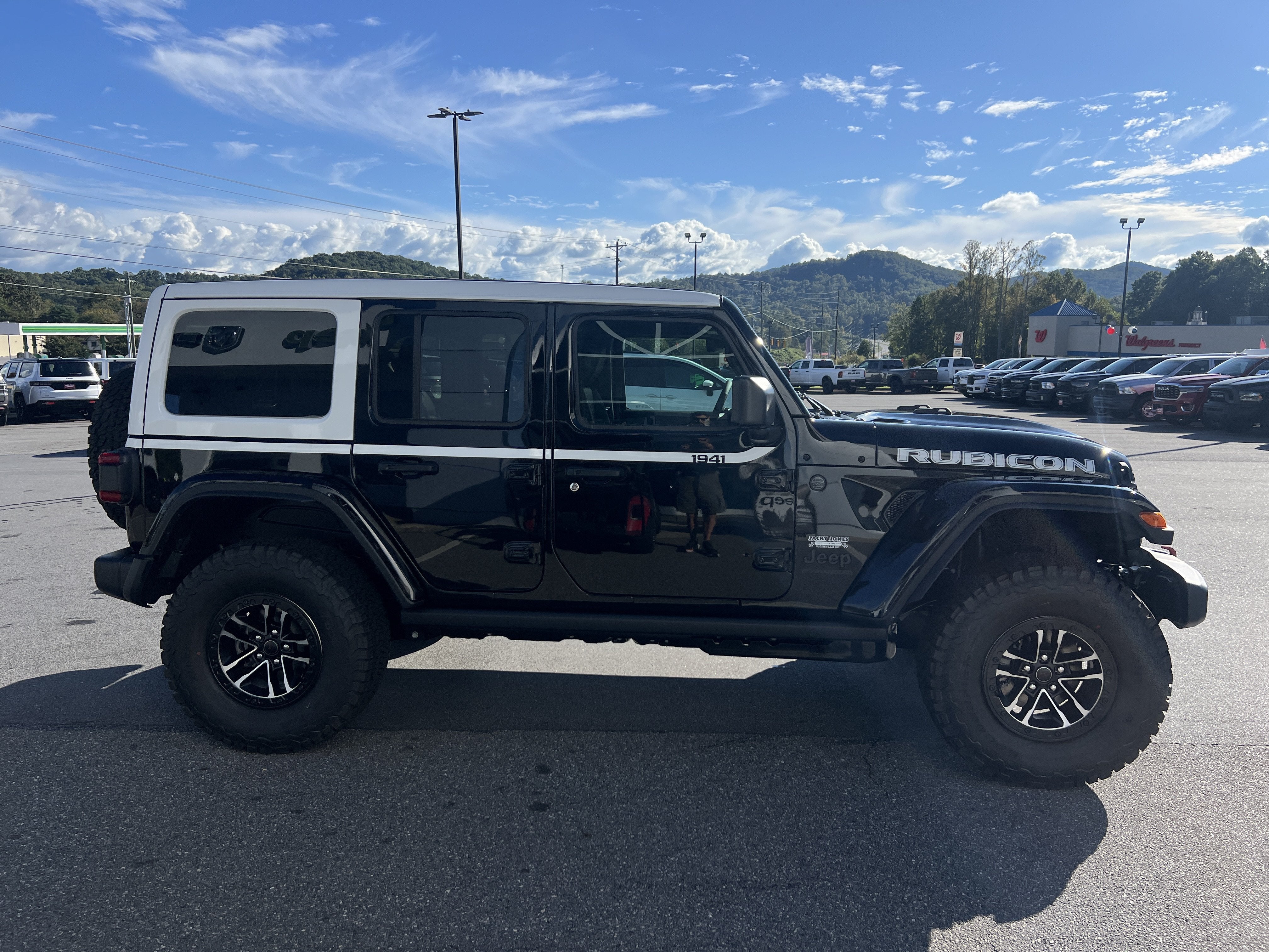 2027 Jeep Wrangler Rubicon