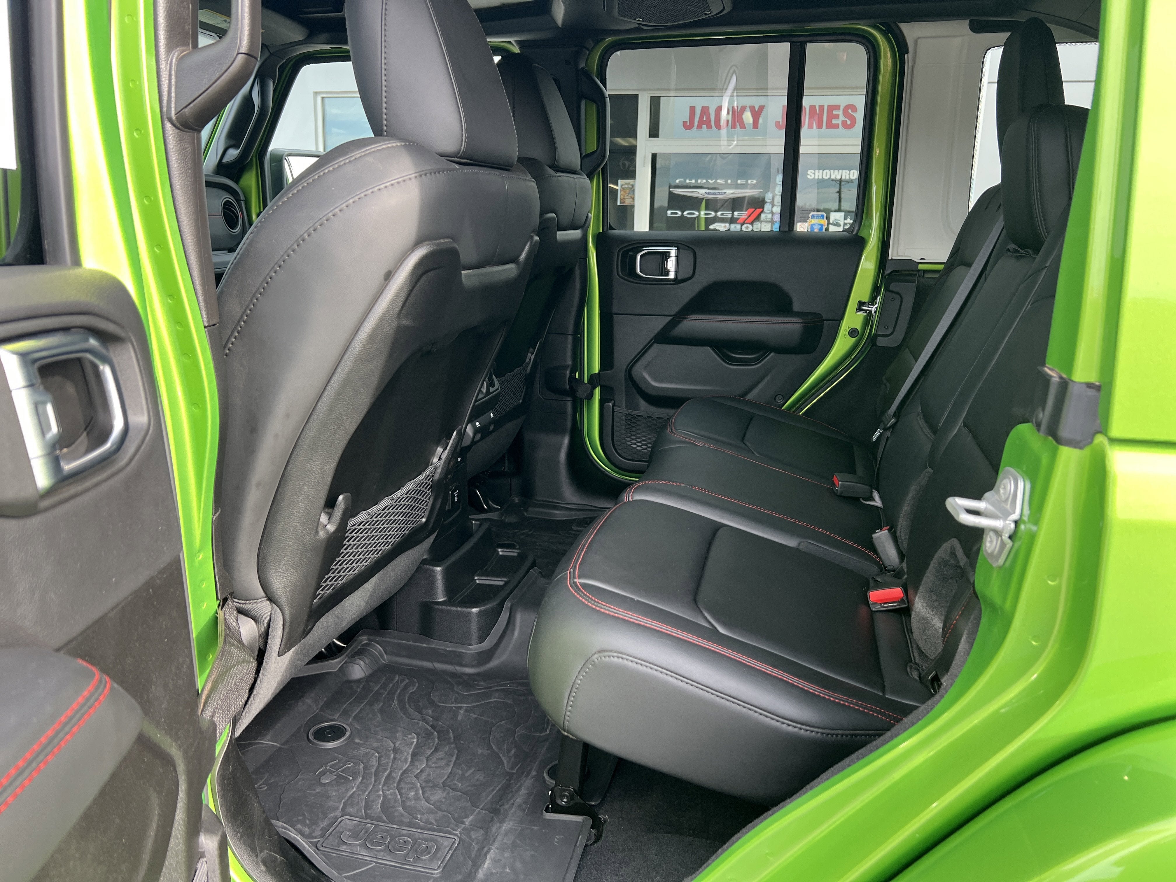 2025 Jeep Wrangler Rubicon X