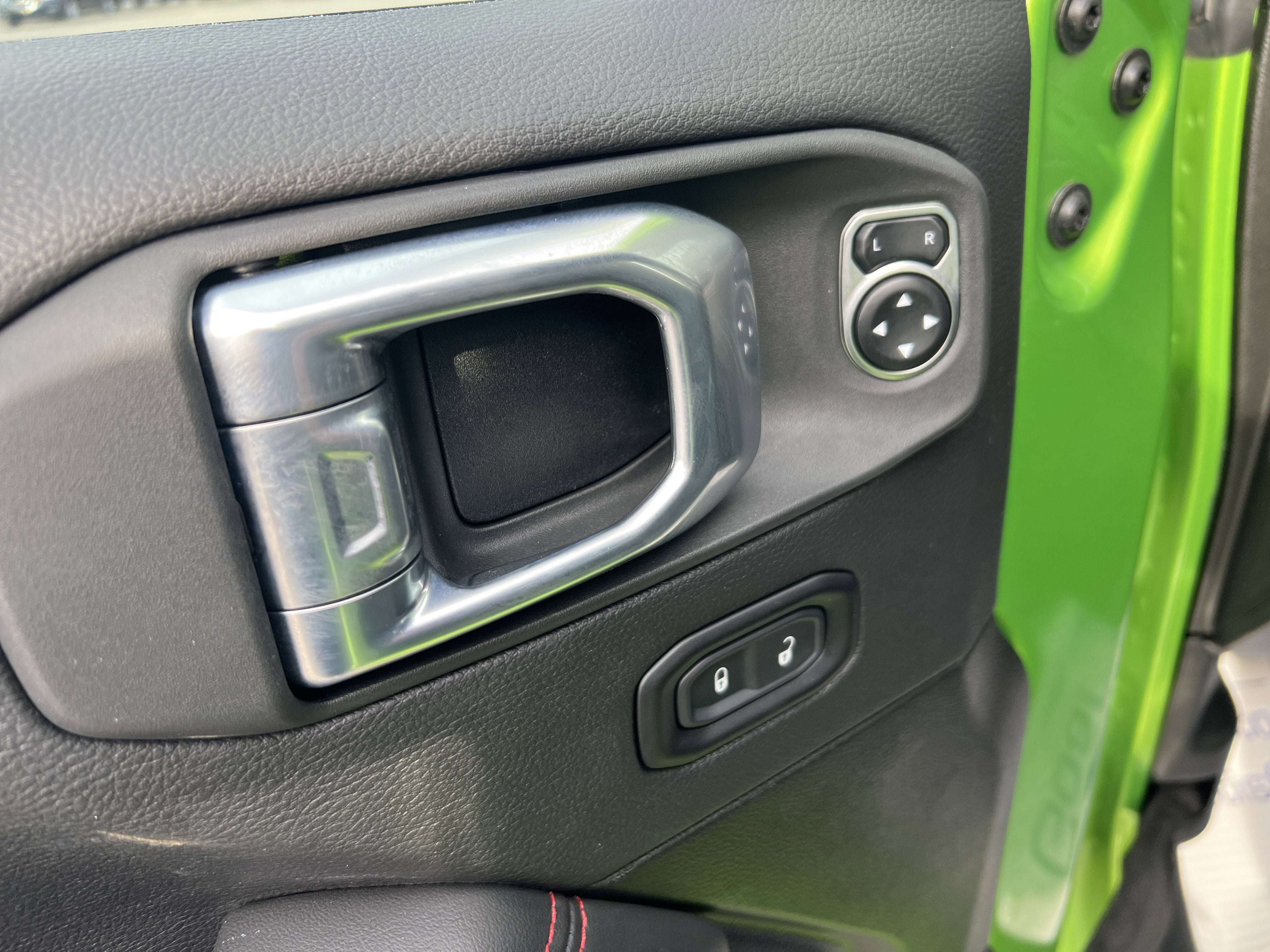 2025 Jeep Wrangler Rubicon X