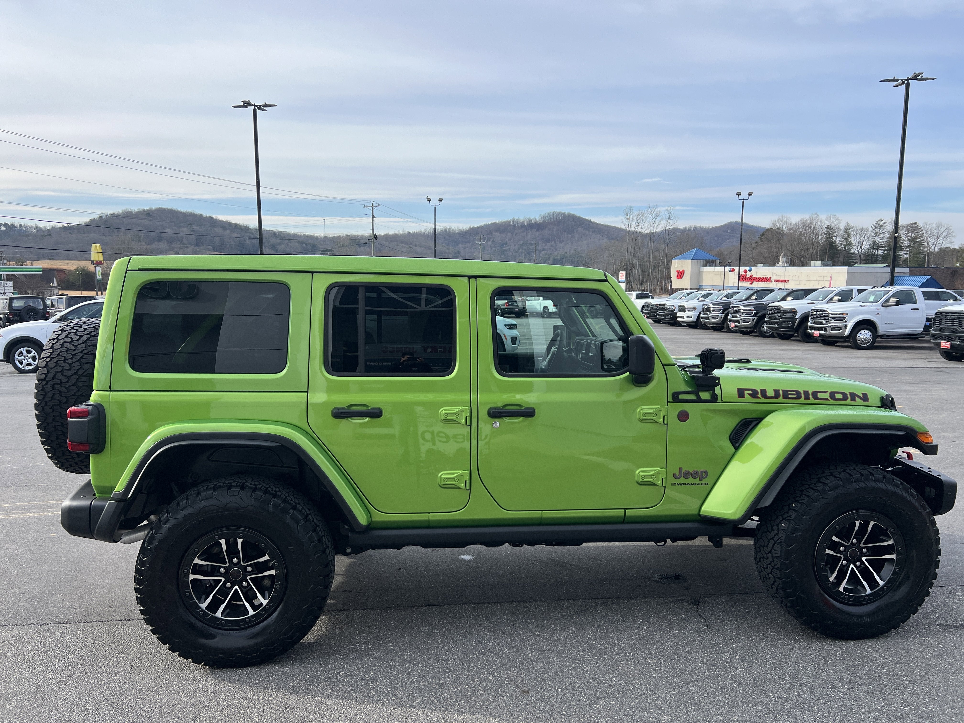 2025 Jeep Wrangler Rubicon X