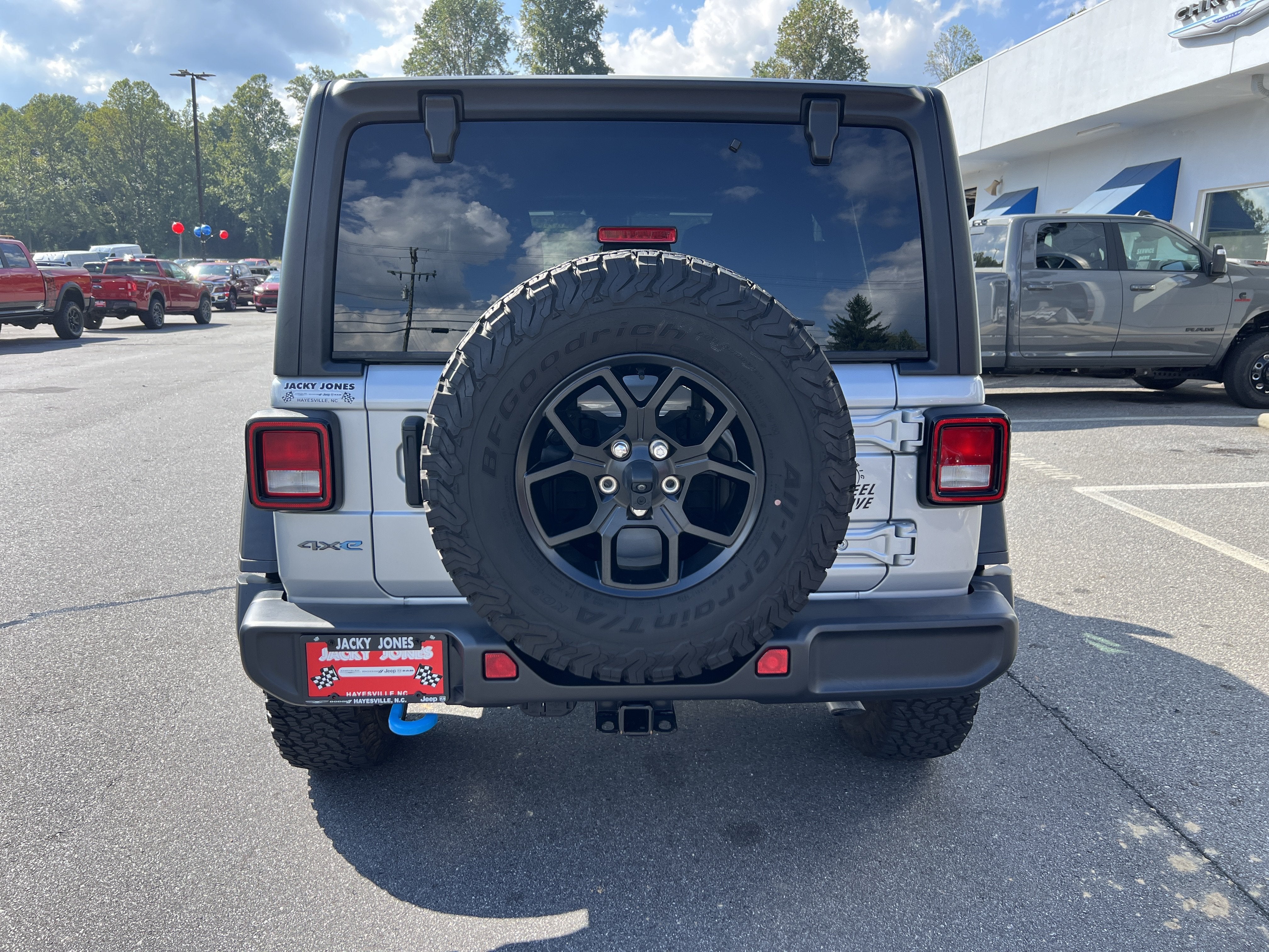 2024 Jeep Wrangler 4xe Willys
