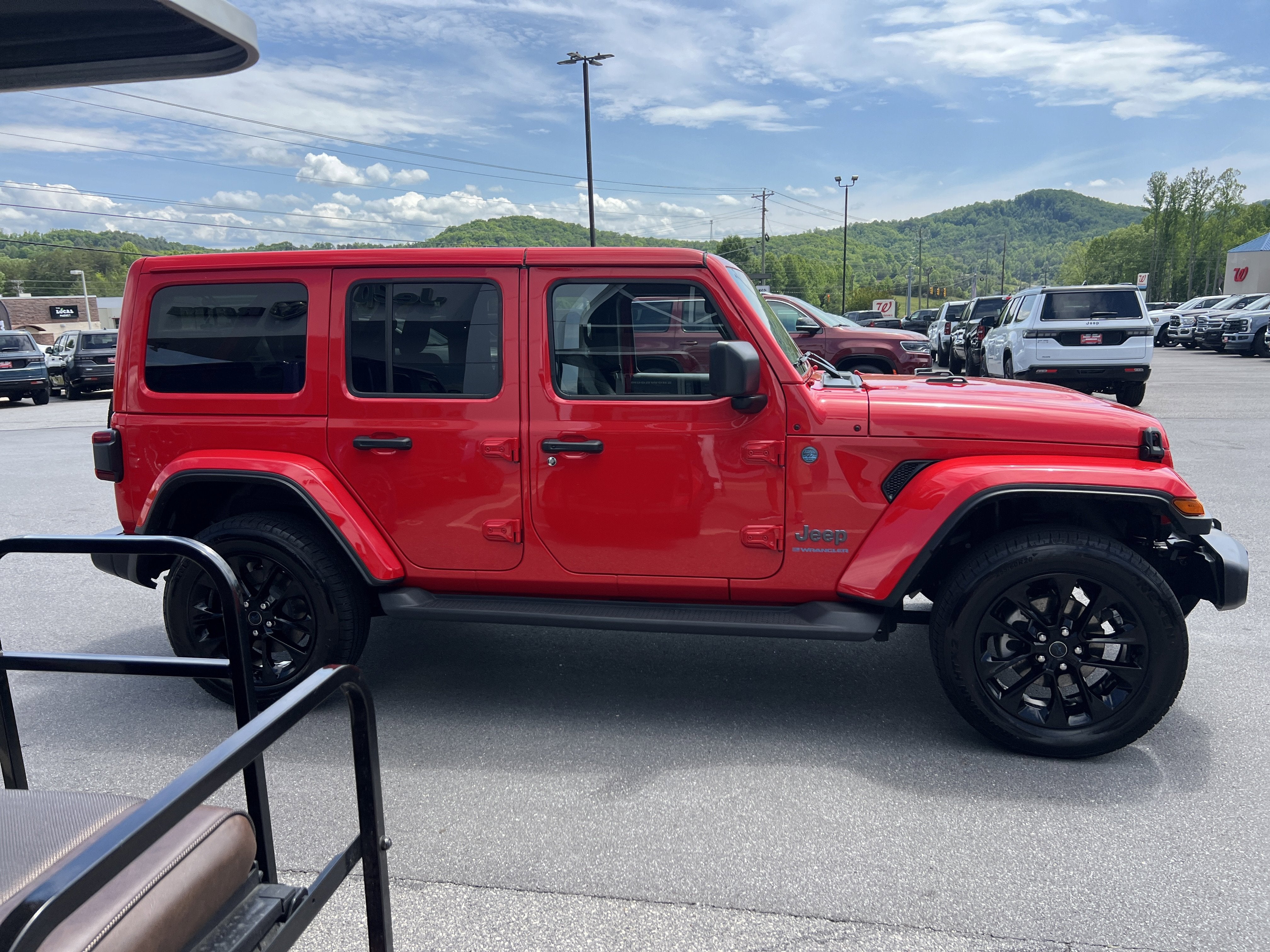 2025 Jeep Wrangler 4xe Sahara