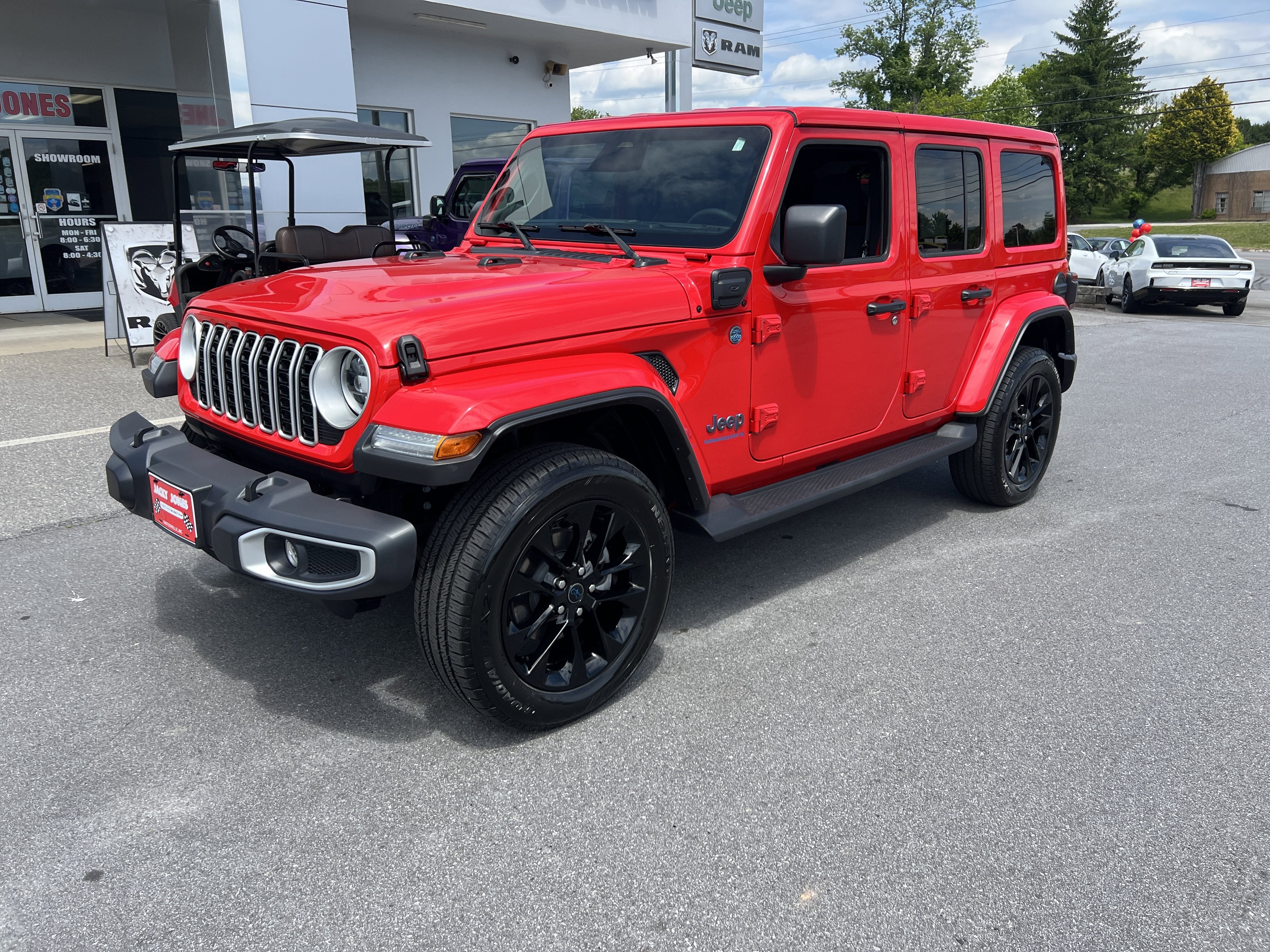 2025 Jeep Wrangler 4xe Sahara
