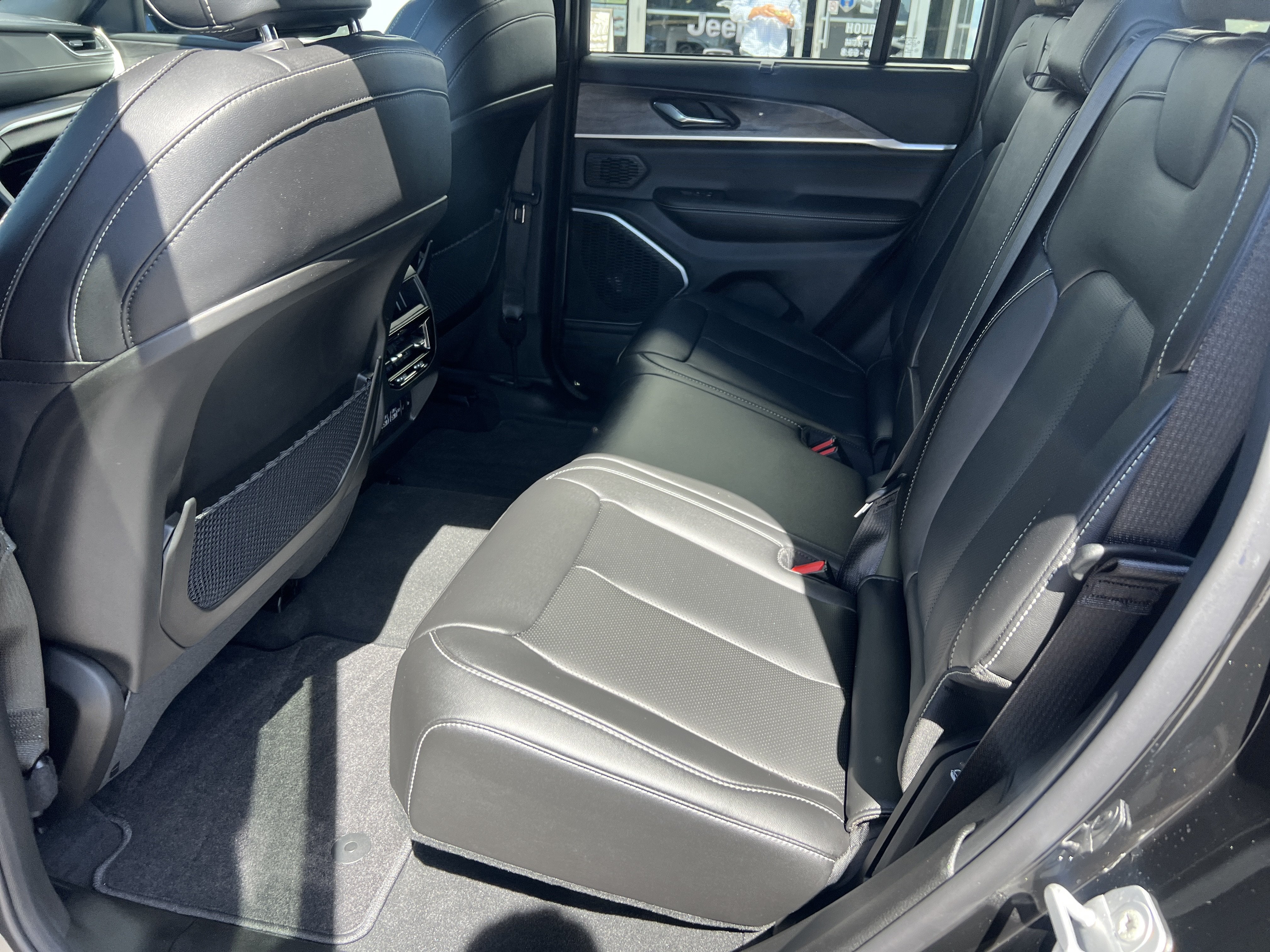 2025 Jeep Grand Cherokee 4xe Anniversary Edition