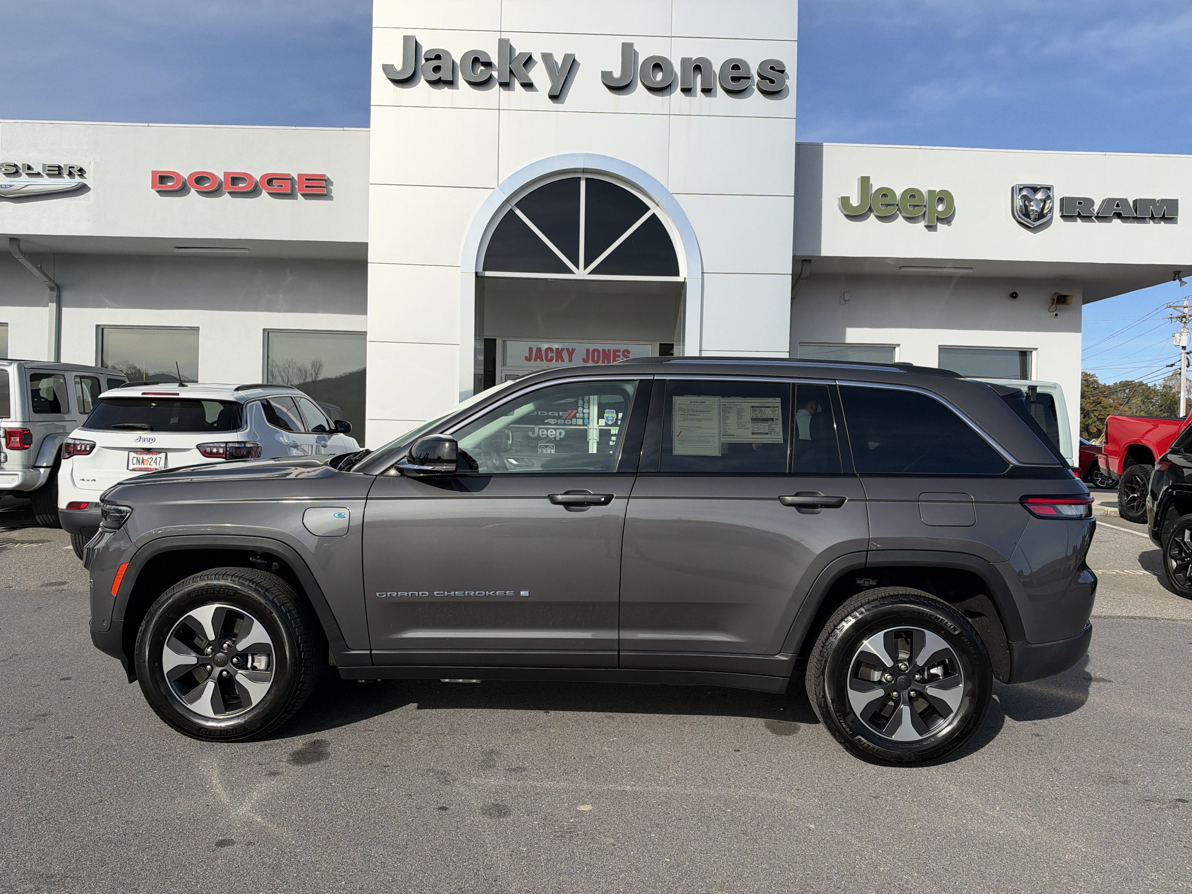 2024 Jeep Grand Cherokee 4xe 4x4
