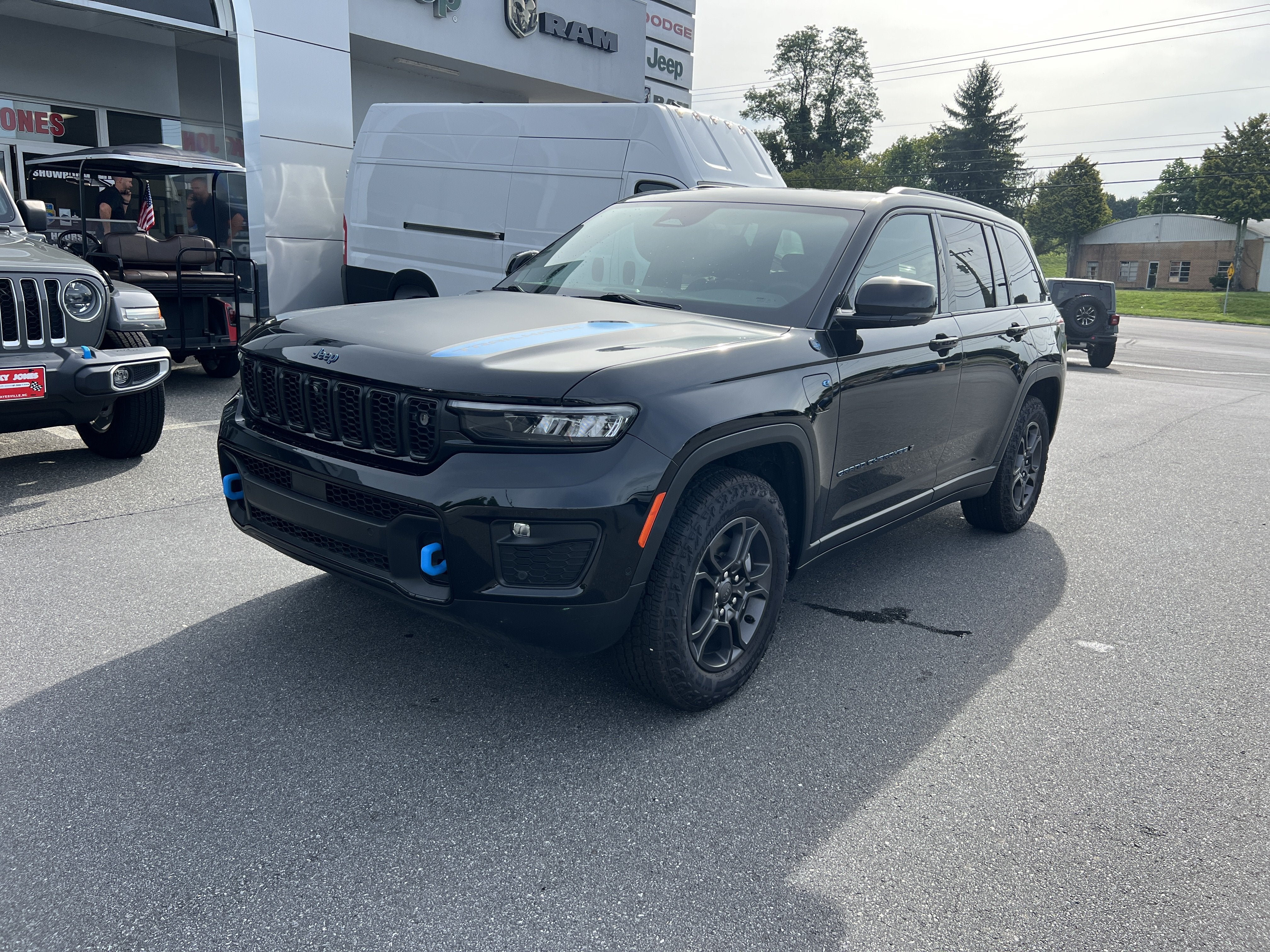 2025 Jeep Grand Cherokee 4xe Trailhawk
