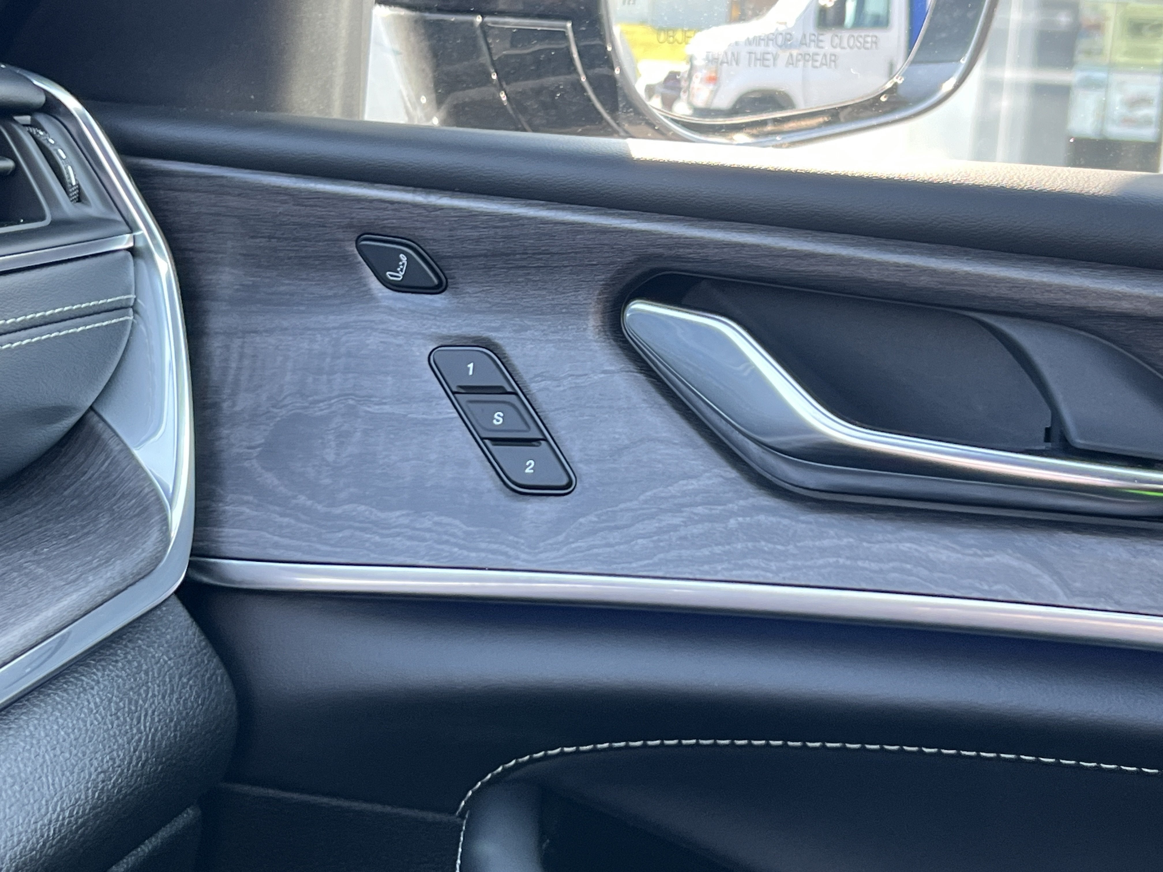 2024 Jeep Grand Cherokee 4xe Overland