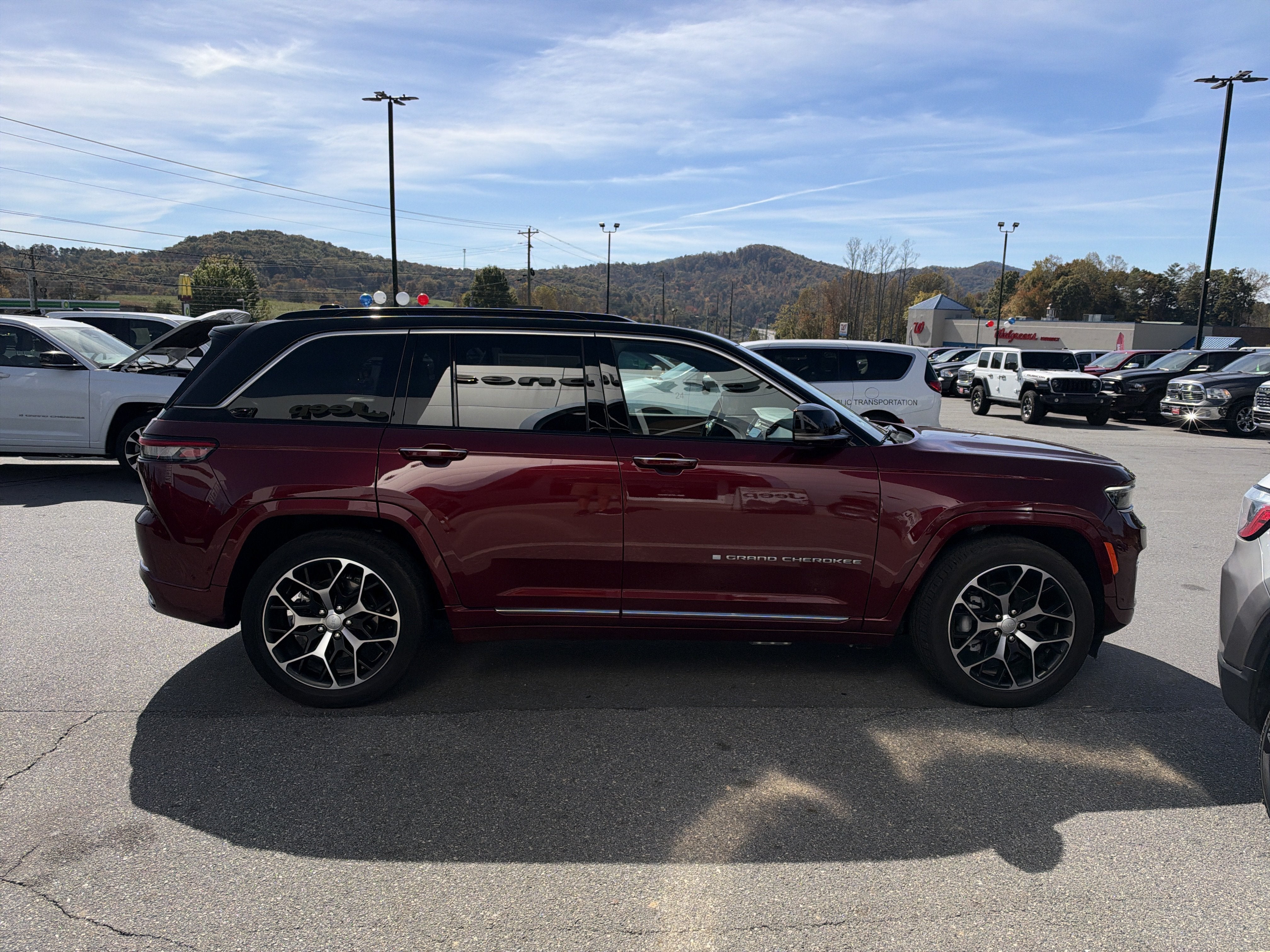 2024 Jeep Grand Cherokee 4xe Summit Reserve