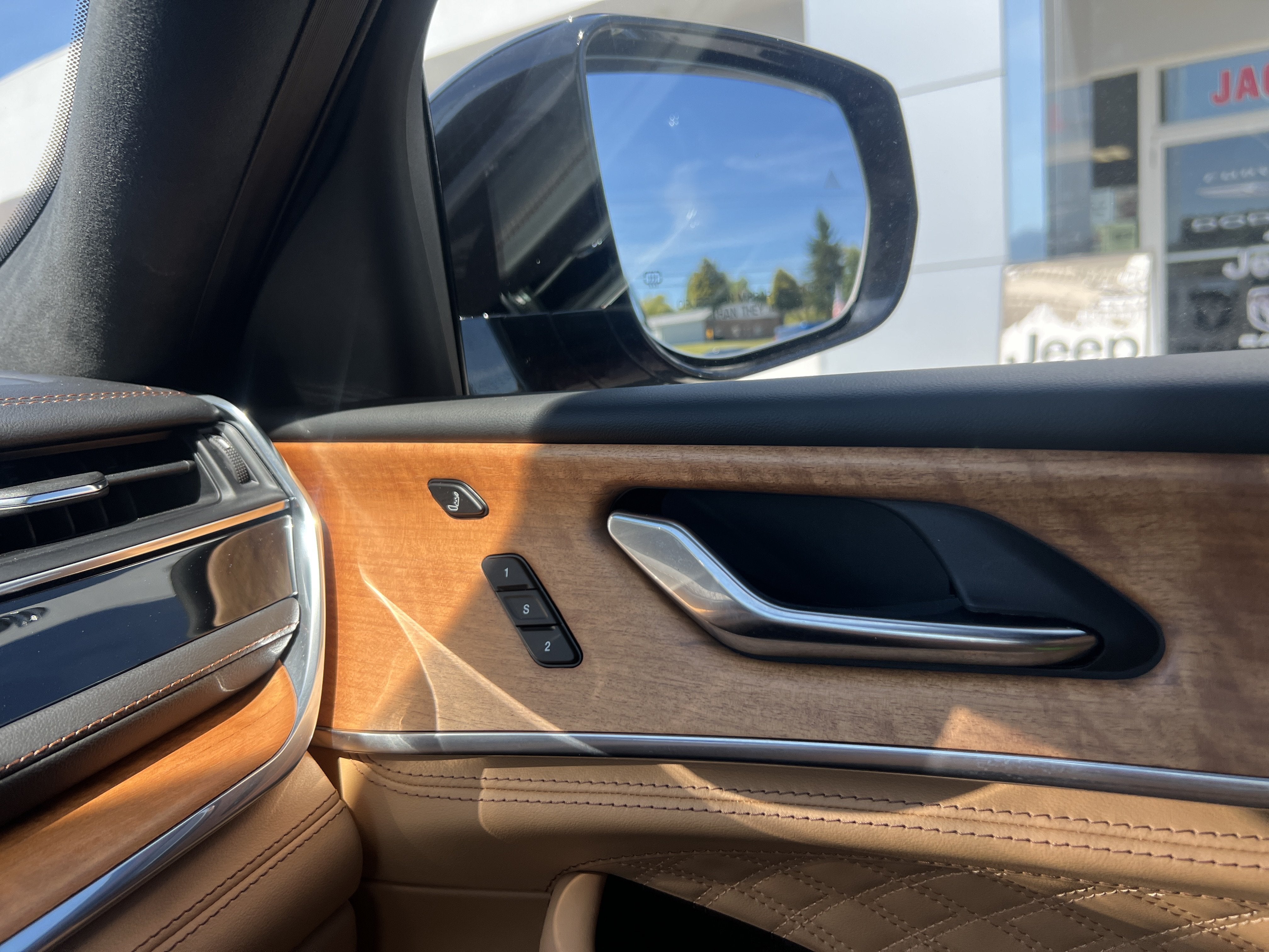 2024 Jeep Grand Cherokee 4xe Summit Reserve