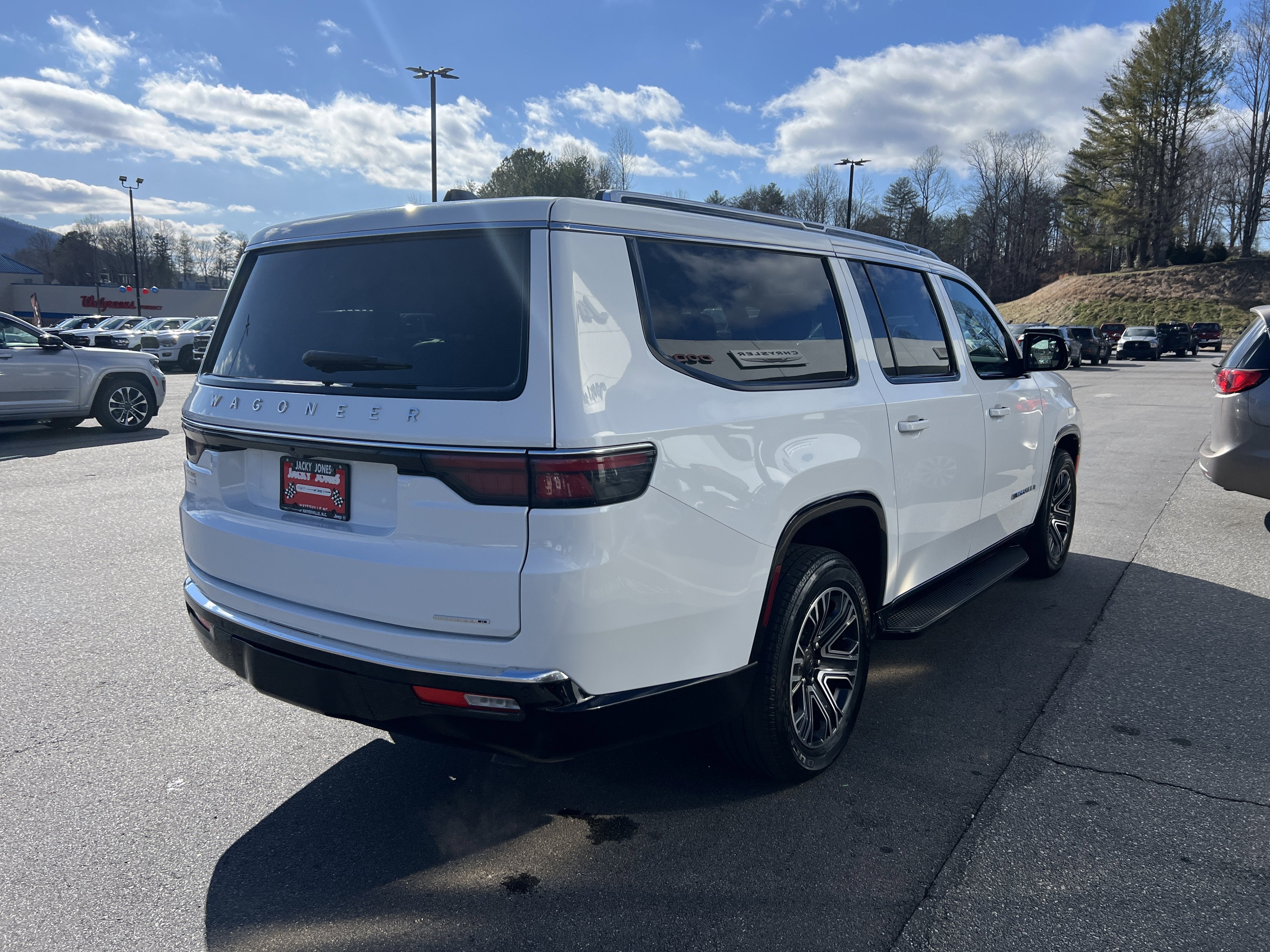 2024 Jeep Wagoneer L Series II