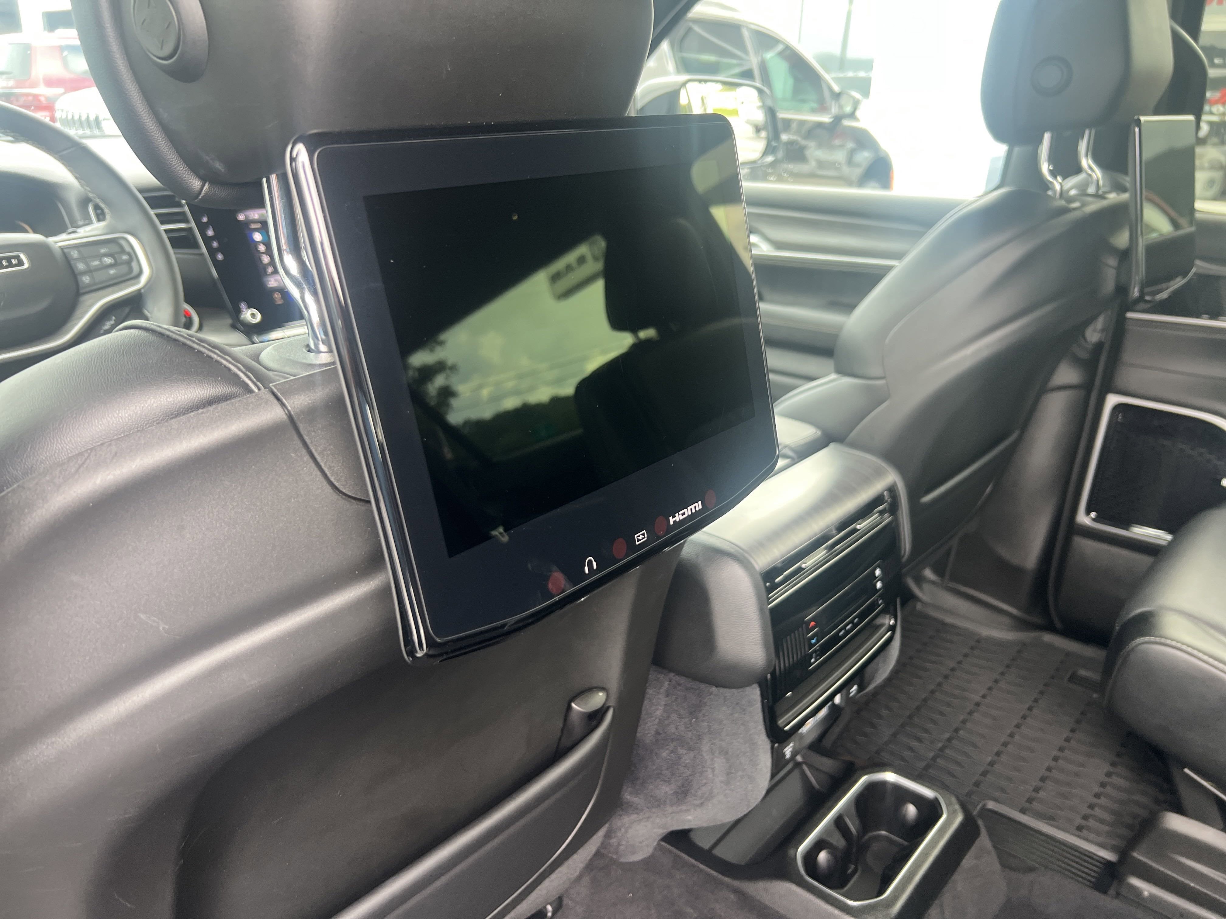 2024 Jeep Wagoneer L Series III