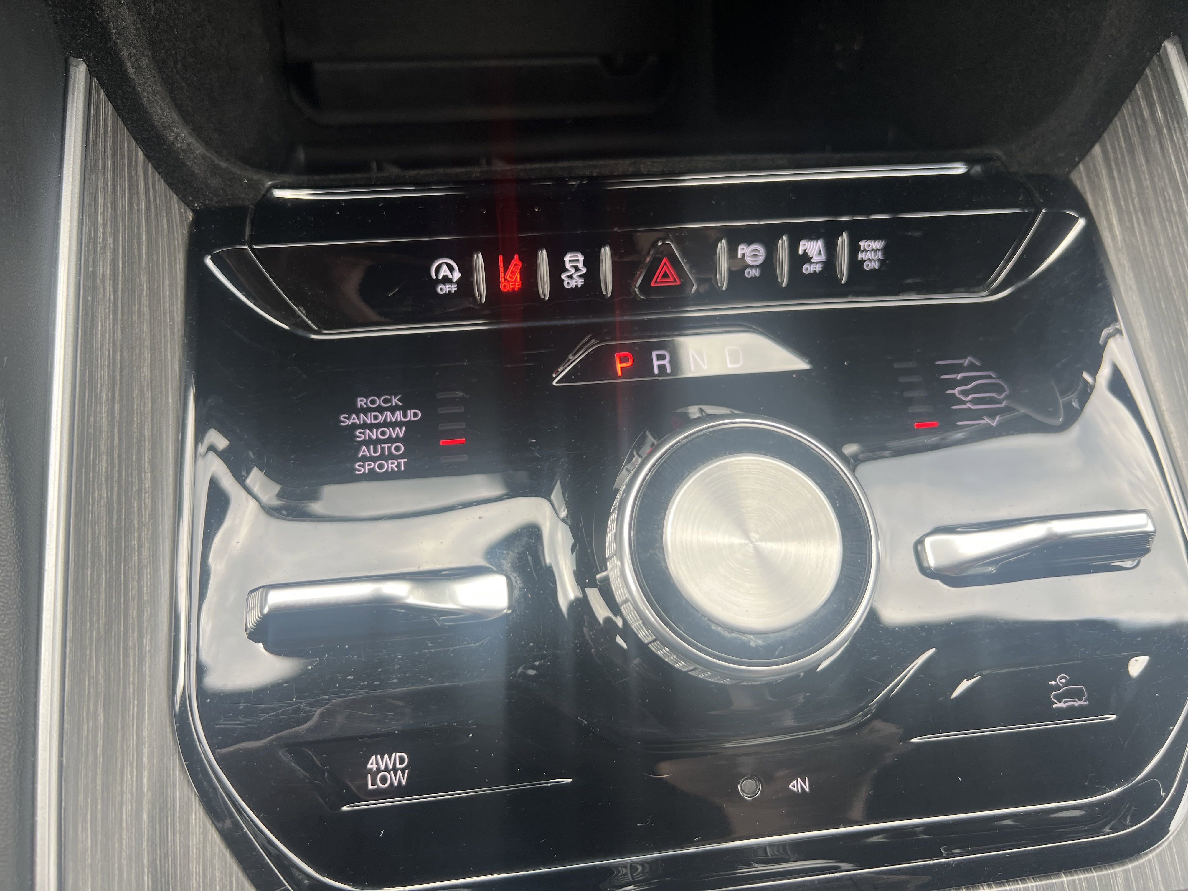 2024 Jeep Wagoneer L Series III