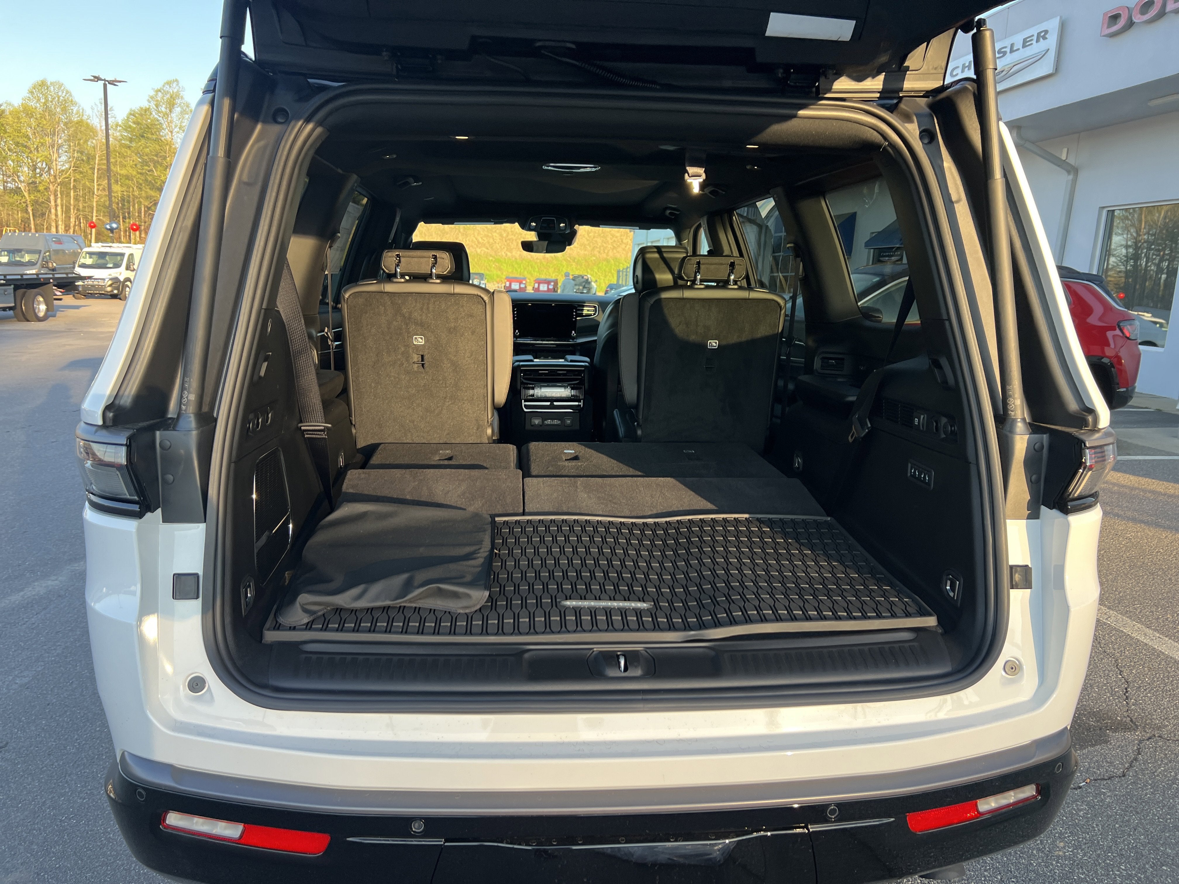 2026 Jeep Grand Wagoneer Upland