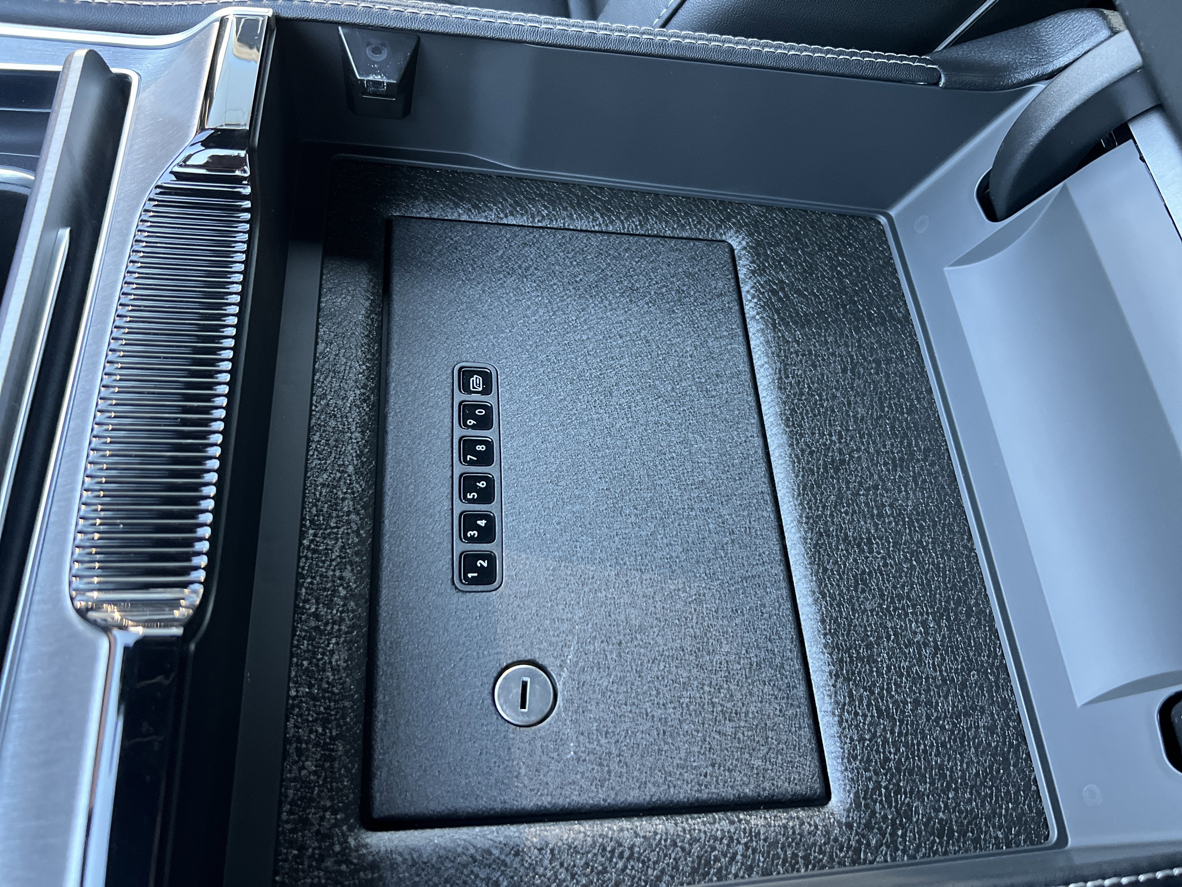 2026 Jeep Grand Wagoneer Upland