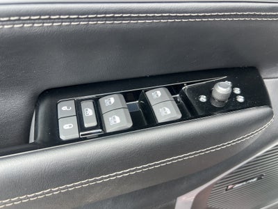 2025 Jeep Wagoneer Series II Carbide