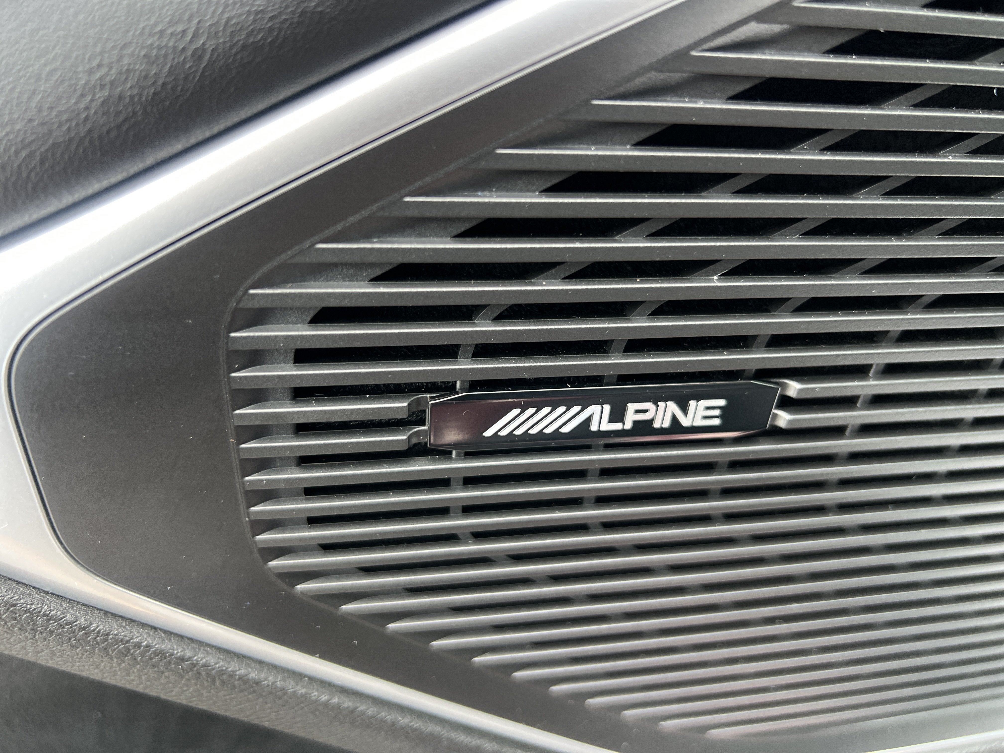 2025 Jeep Wagoneer Series II Carbide