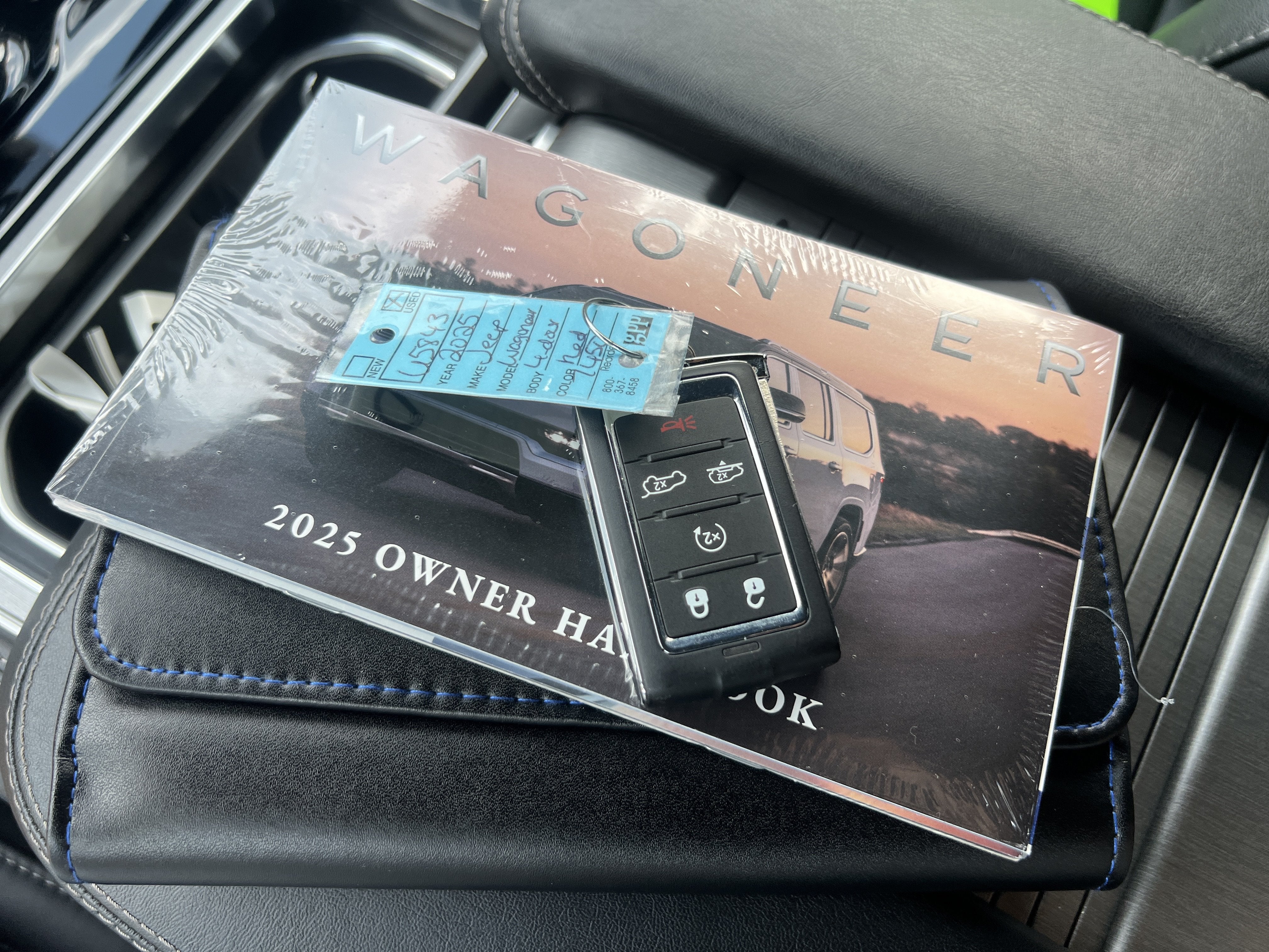 2025 Jeep Wagoneer Series II Carbide