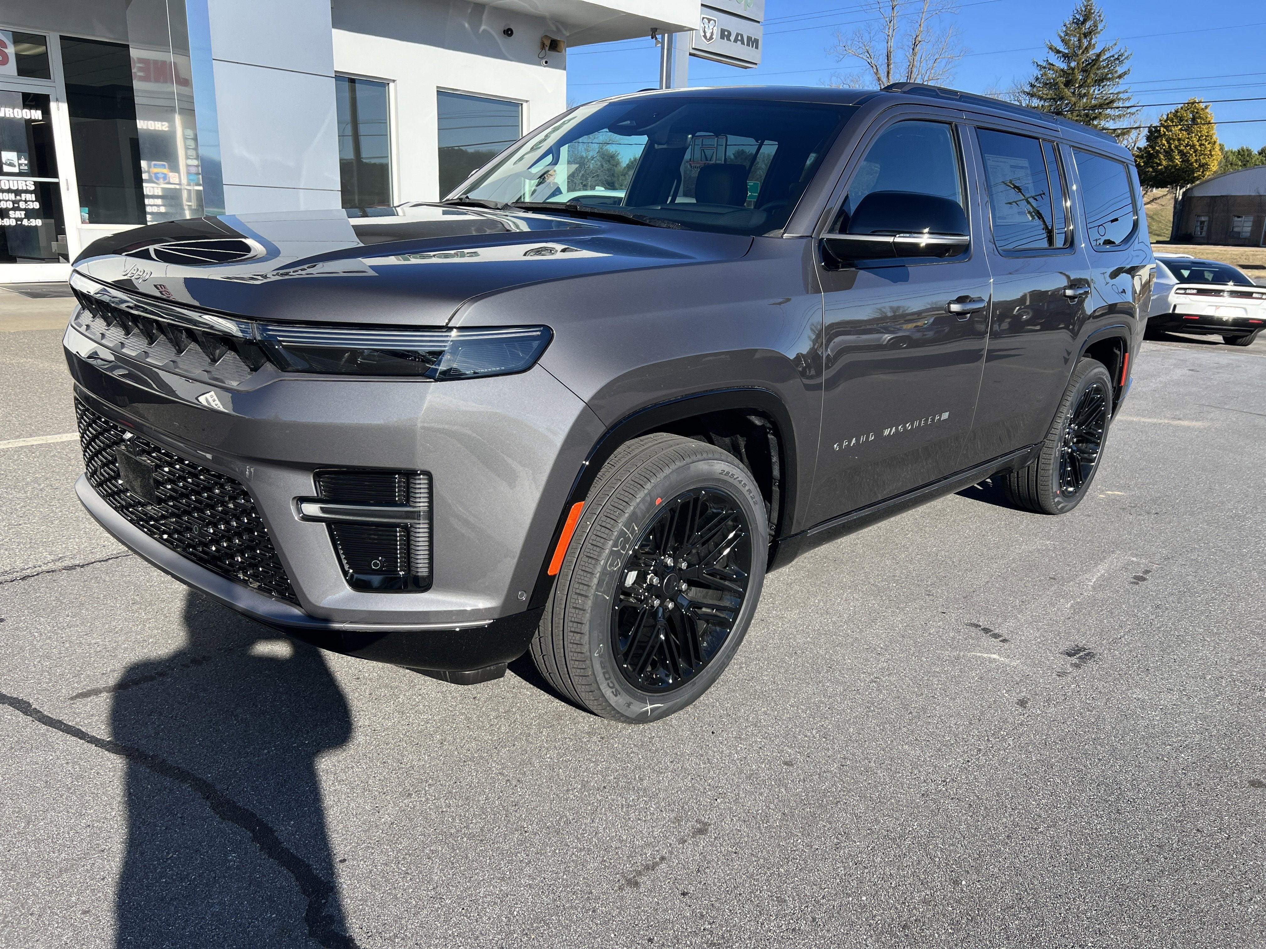 2026 Jeep Grand Wagoneer Limited Reserve