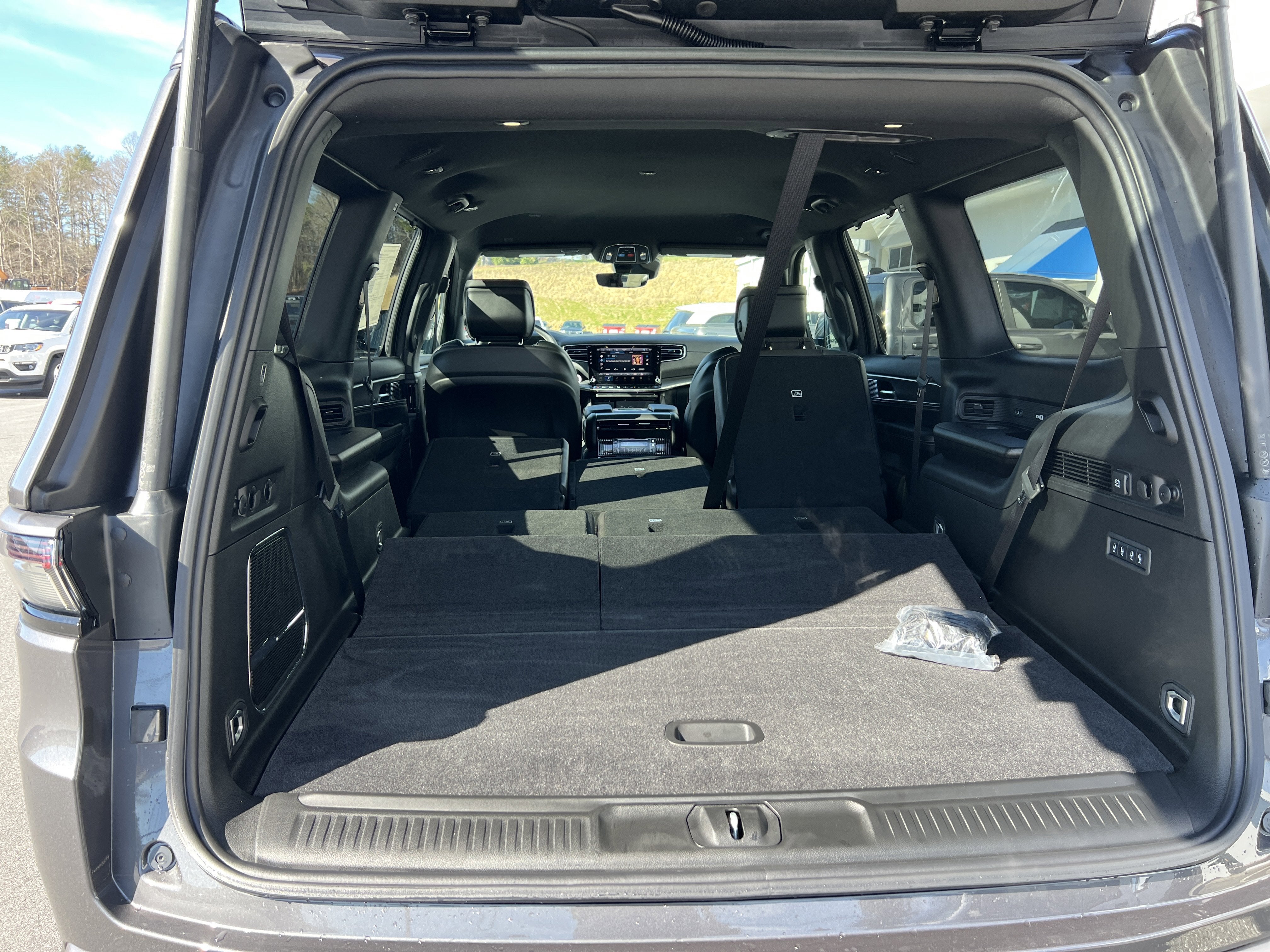 2026 Jeep Grand Wagoneer Limited Altitude