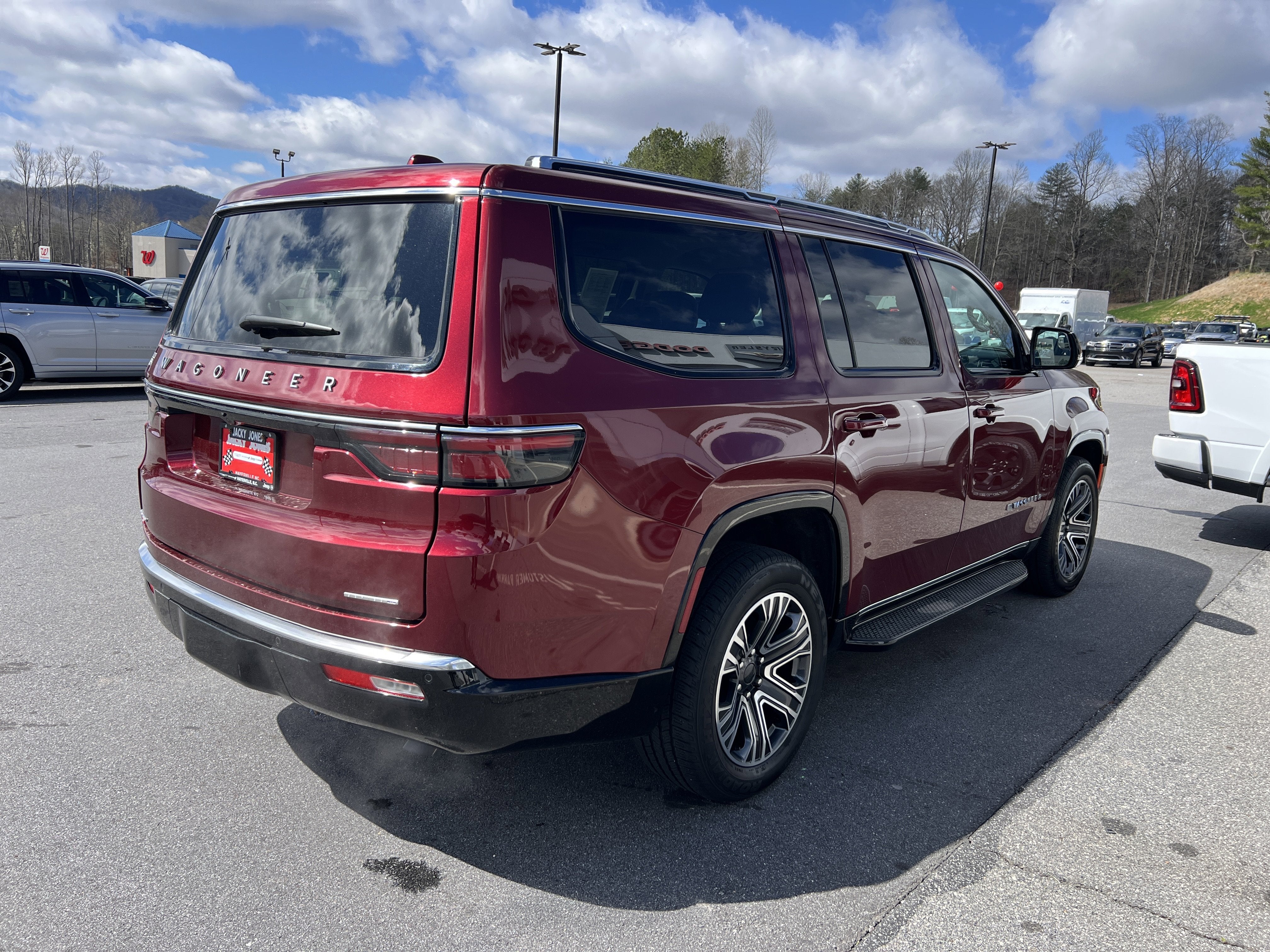 2023 Jeep Wagoneer Series II
