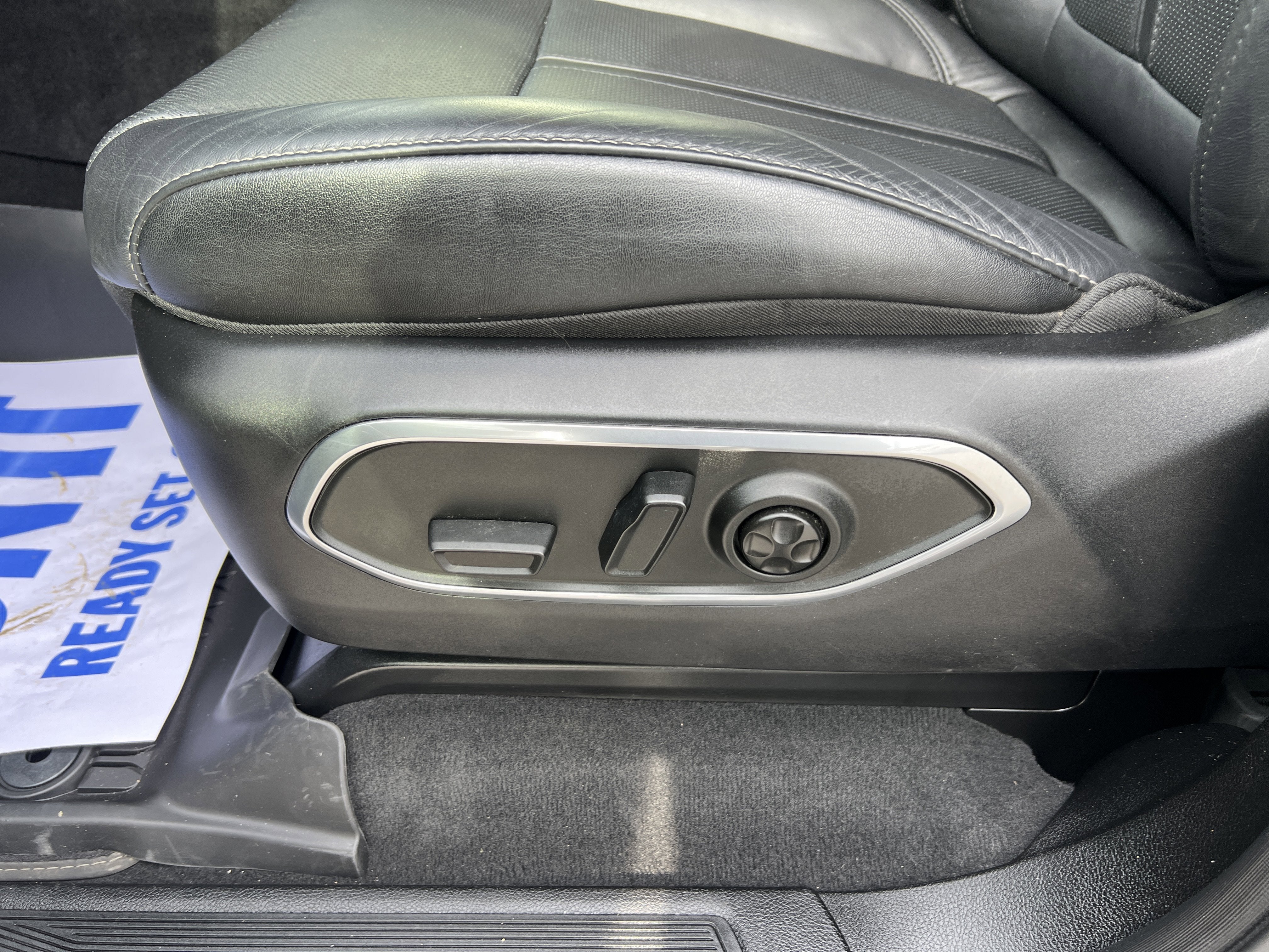 2024 Jeep Wagoneer Series II Carbide