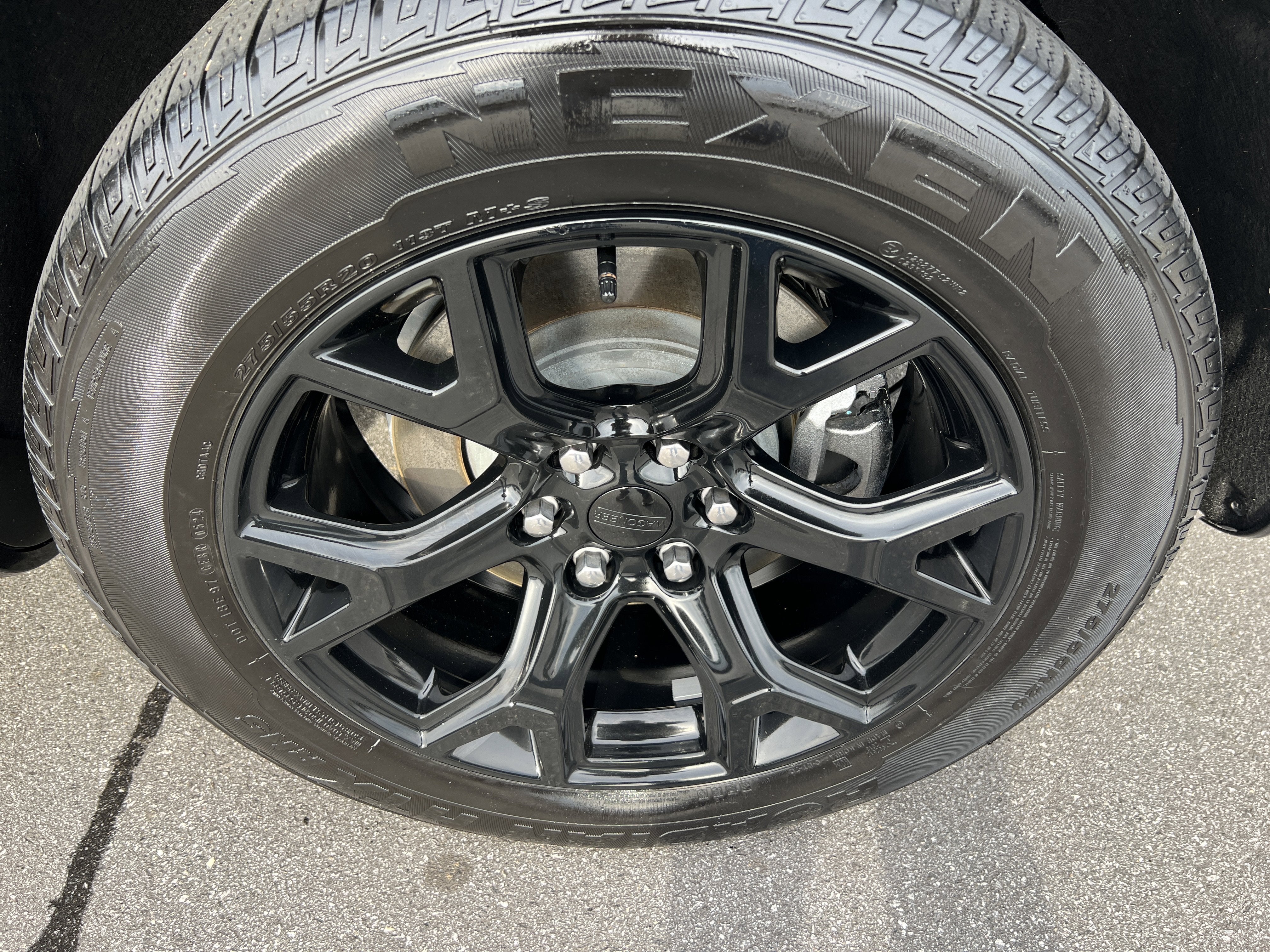 2024 Jeep Wagoneer Series II Carbide