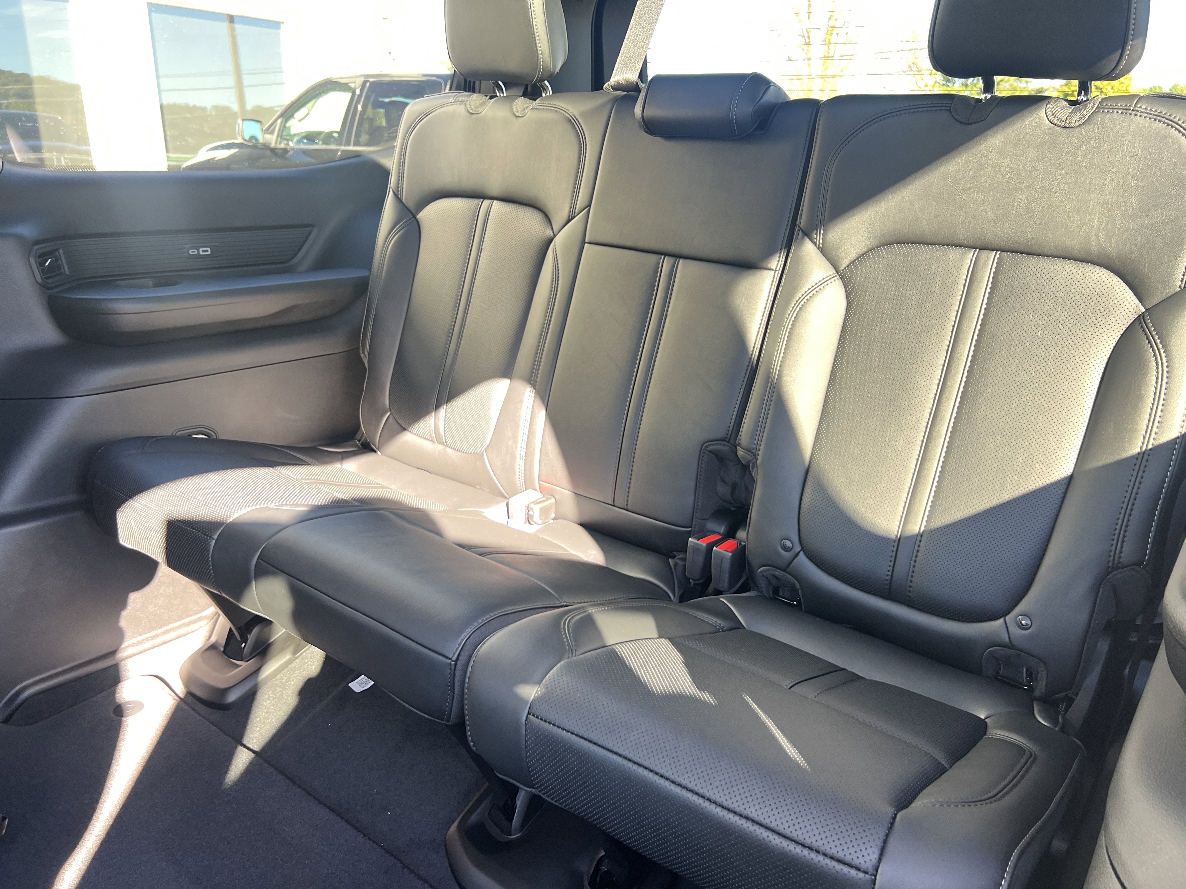 2025 Jeep Wagoneer Series II Carbide