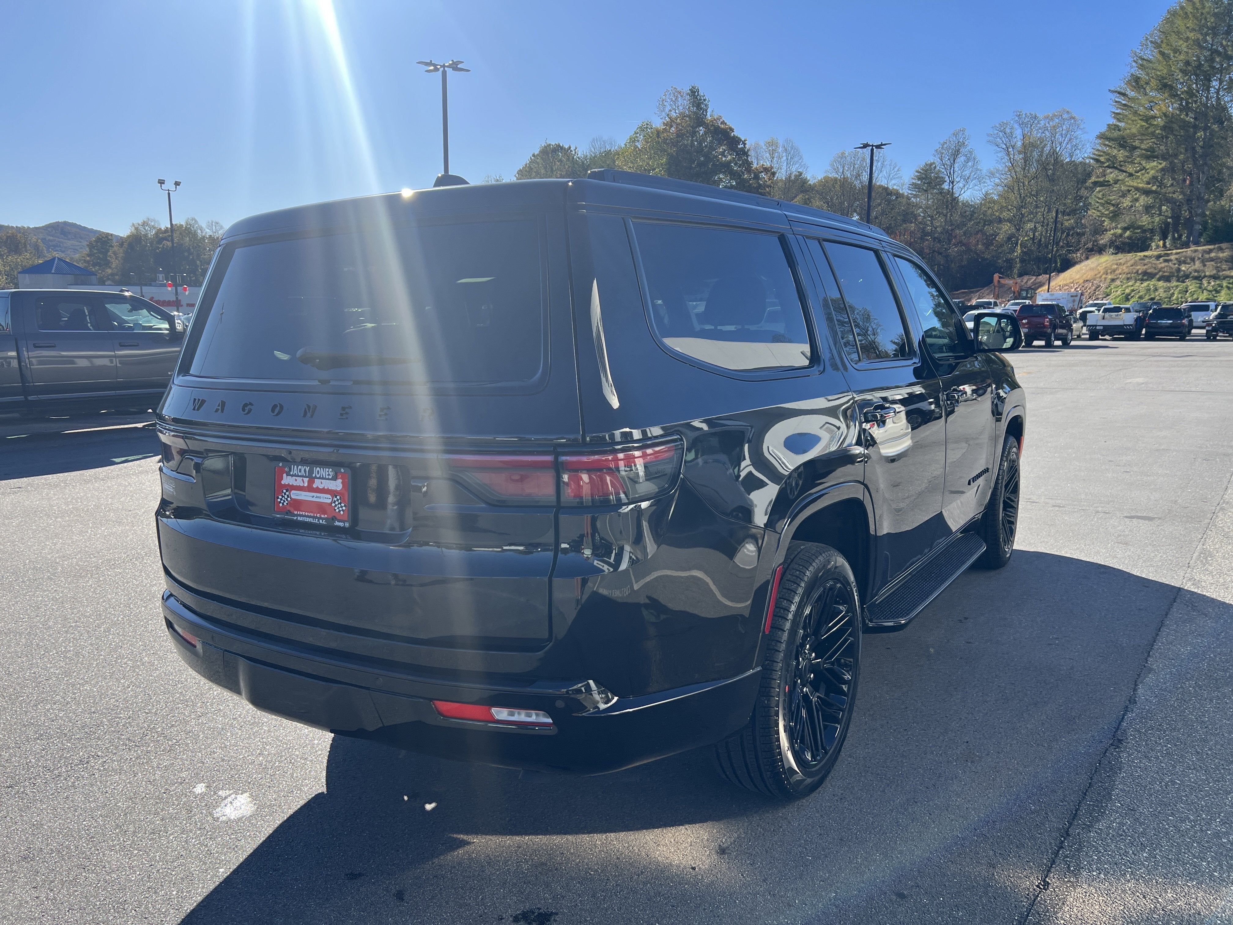 2025 Jeep Wagoneer Series II Carbide
