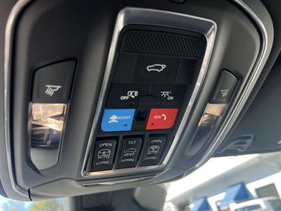 2025 Jeep Wagoneer Series II Carbide