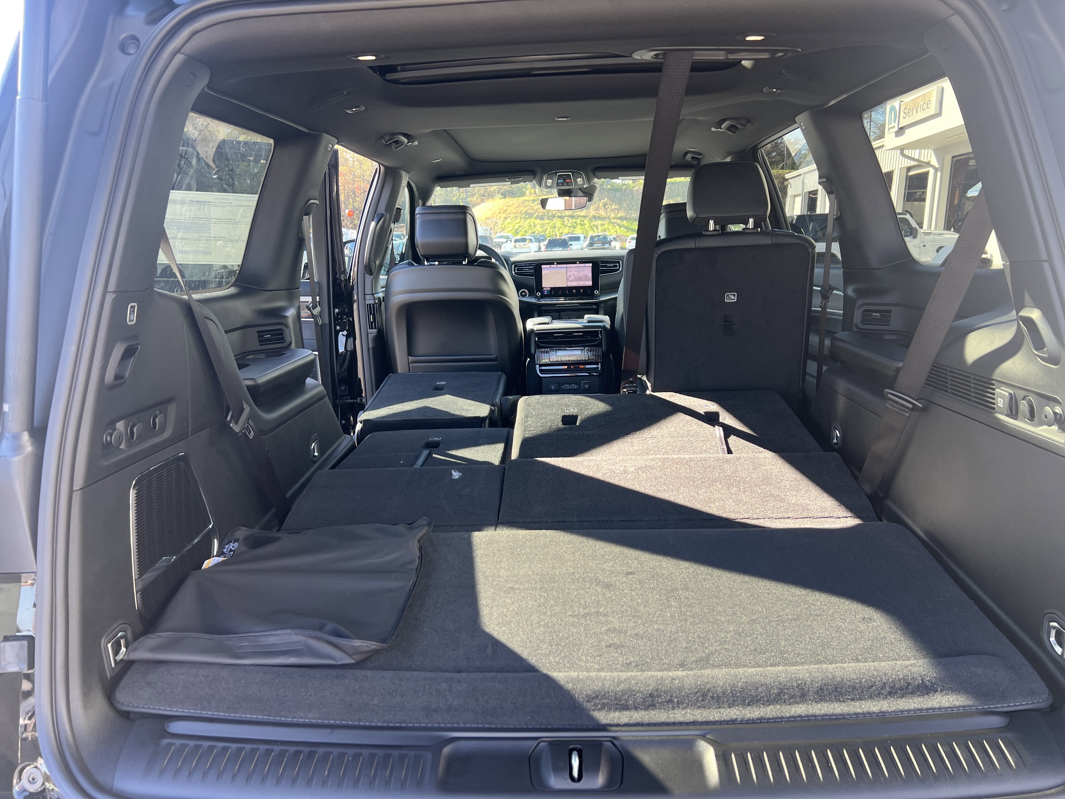 2025 Jeep Wagoneer Series II Carbide