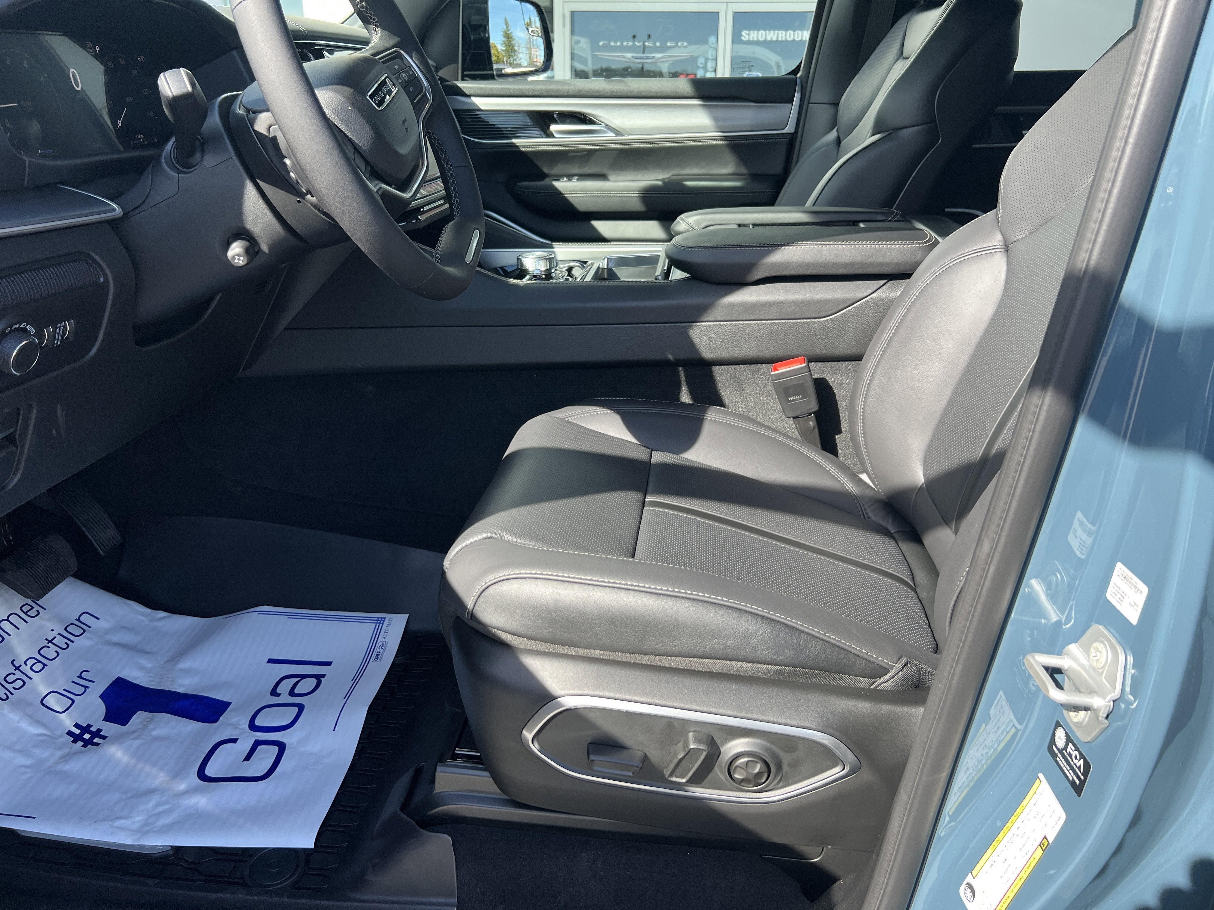 2026 Jeep Grand Wagoneer Limited Reserve