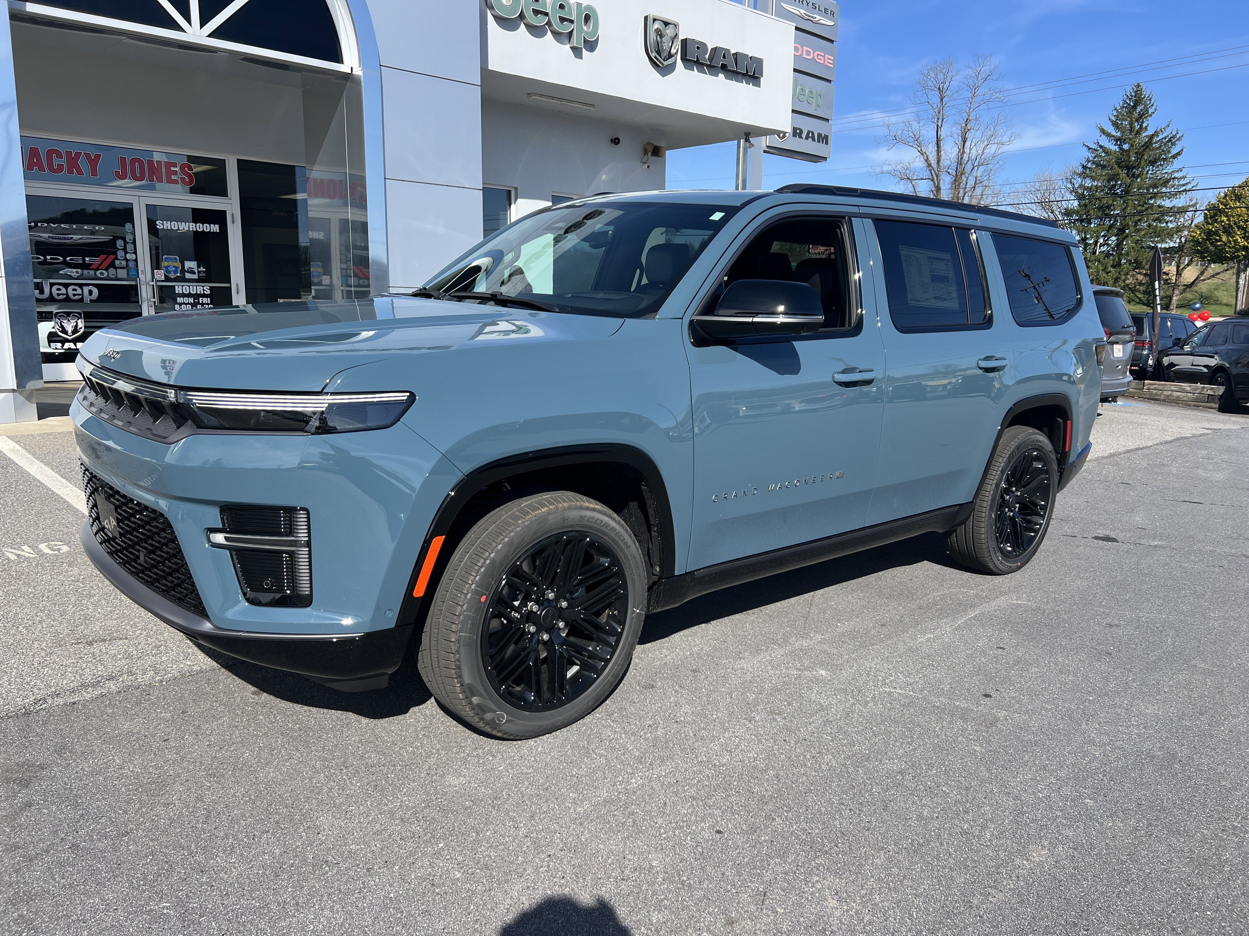 2026 Jeep Grand Wagoneer Limited Reserve