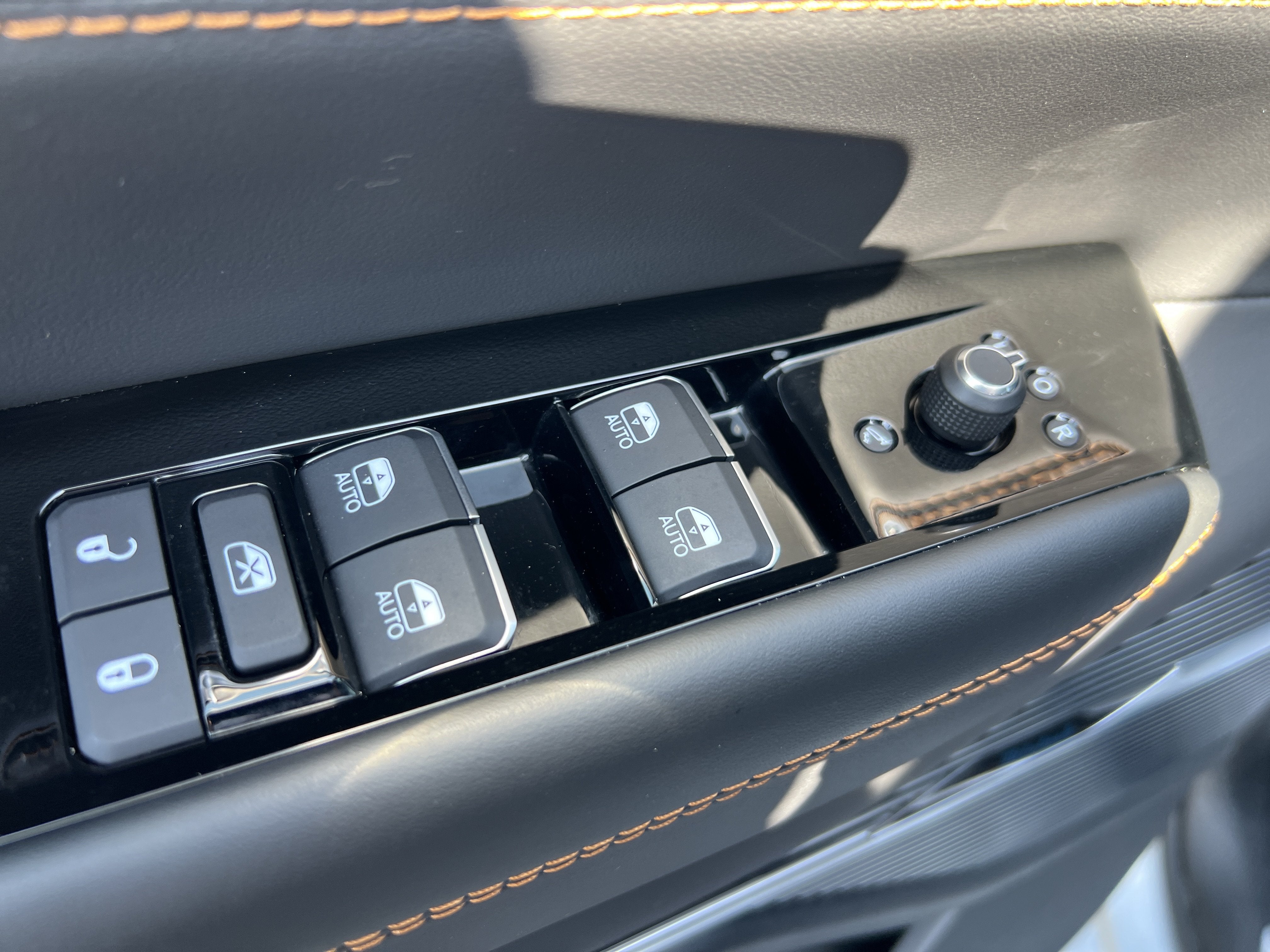 2025 Jeep Grand Wagoneer Series III Obsidian