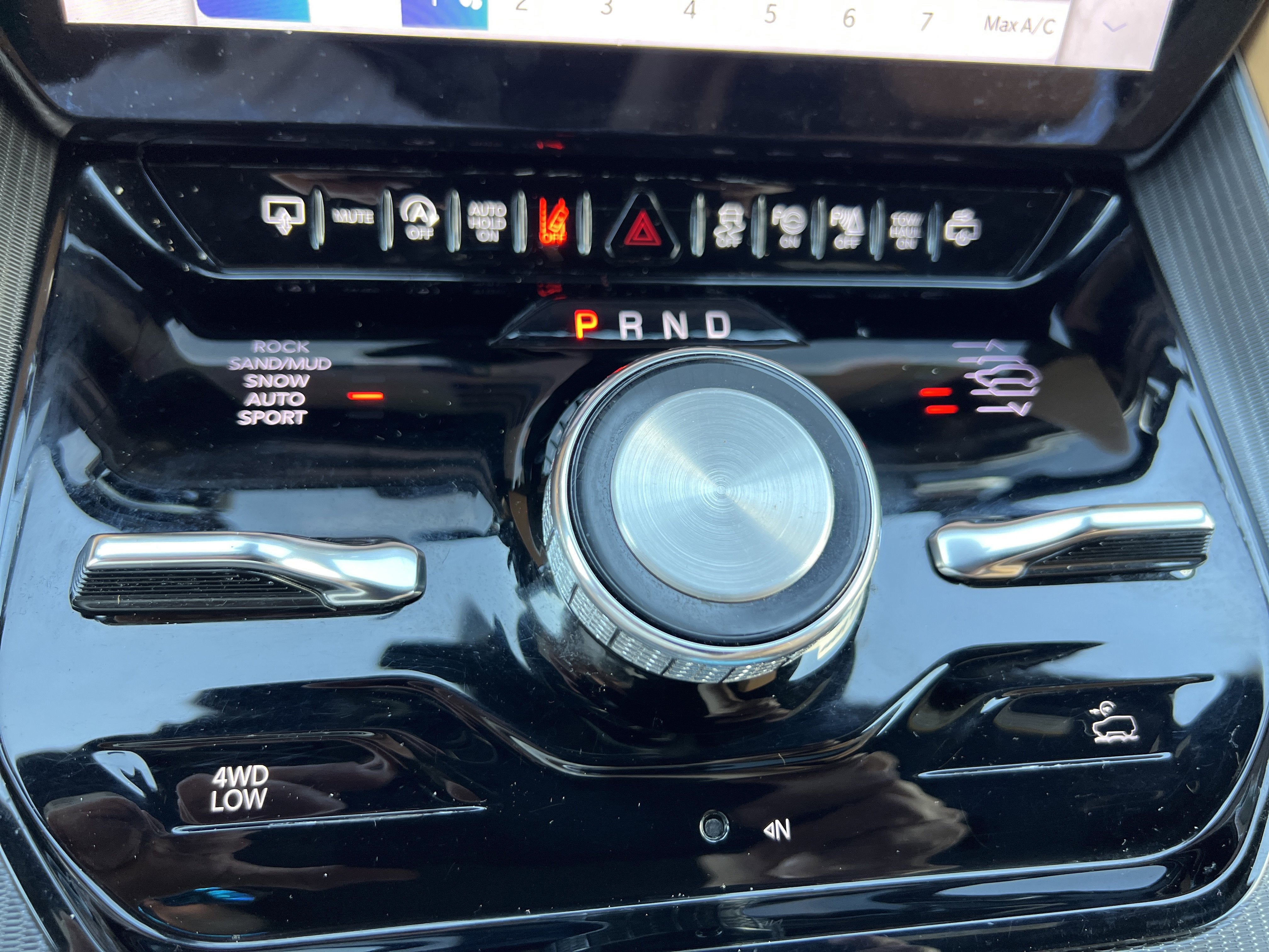 2025 Jeep Grand Wagoneer Series III Obsidian