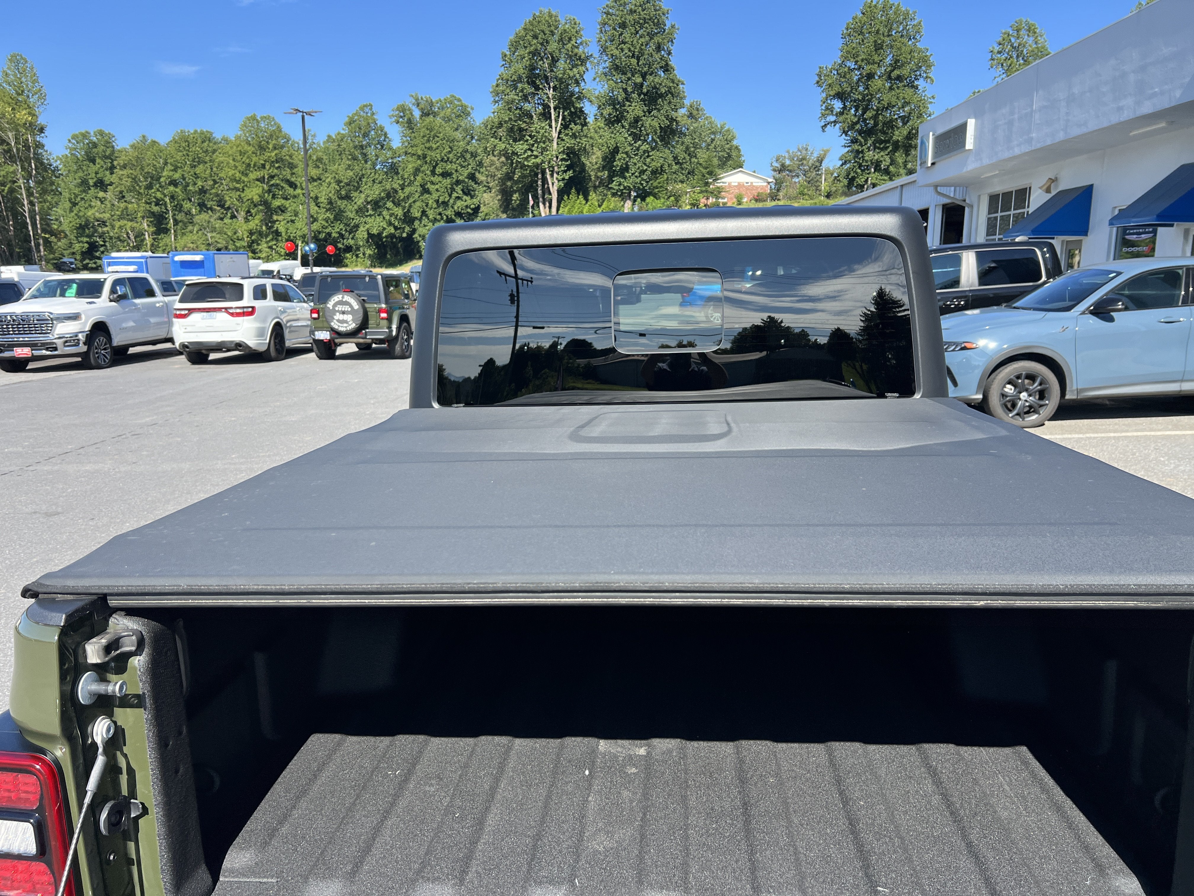 2023 Jeep Gladiator Mojave