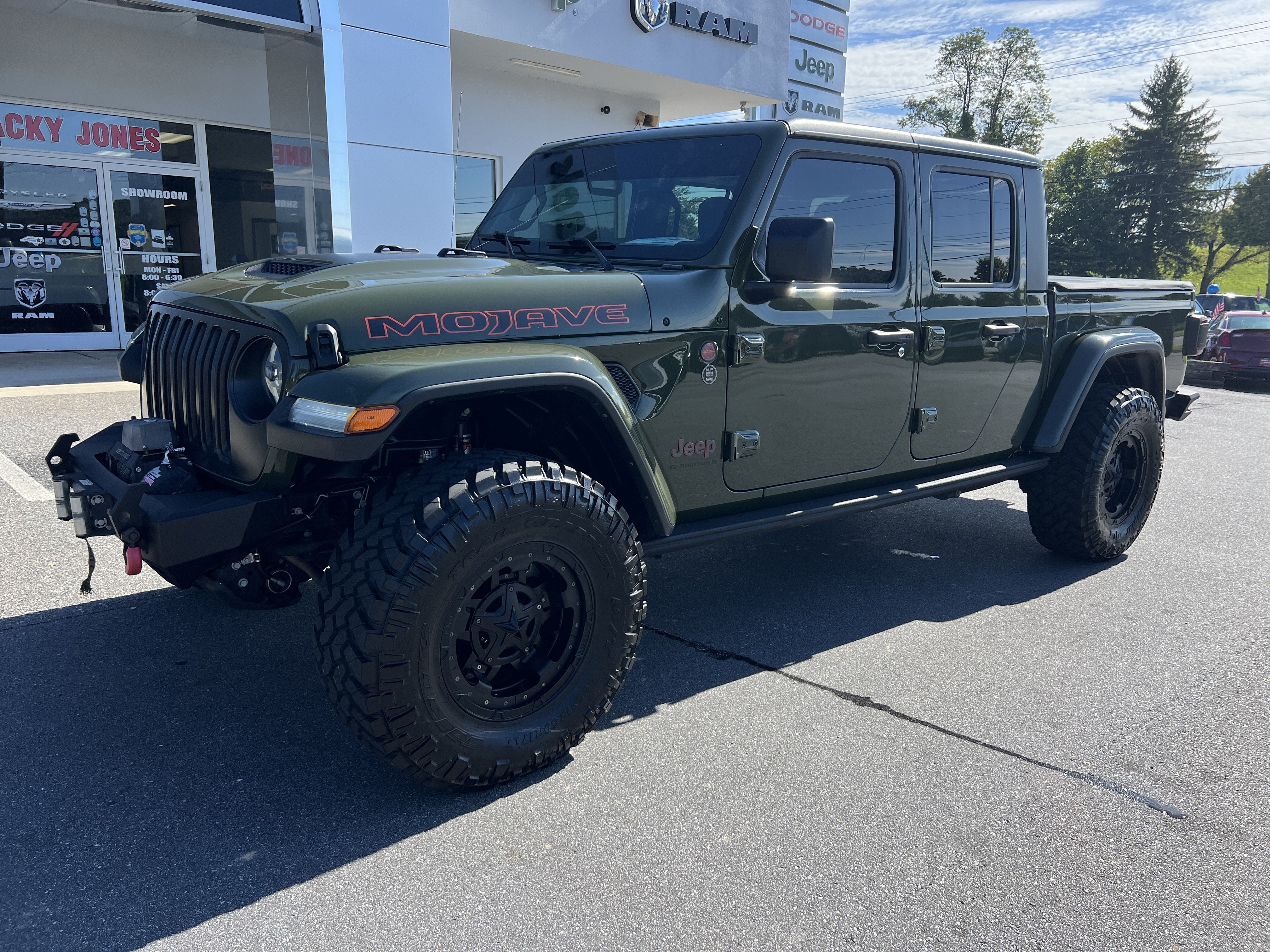 2023 Jeep Gladiator Mojave